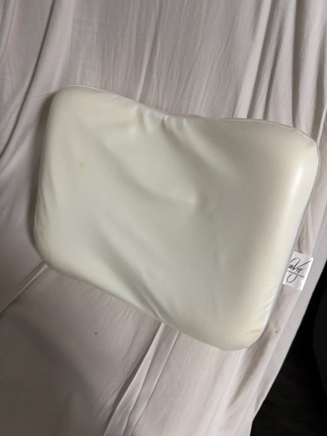 White Medical Examination Chair image indicator(4)