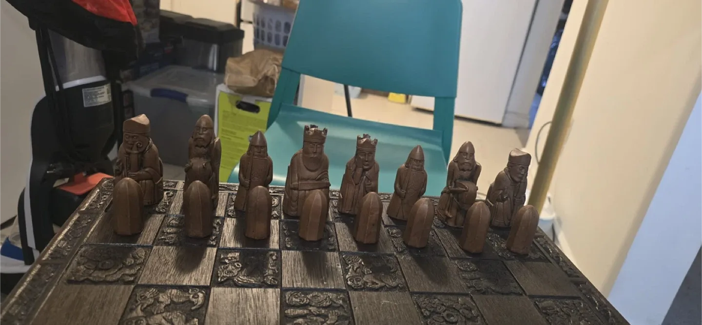 Hand Carved Wooden Chess Set image indicator(4)