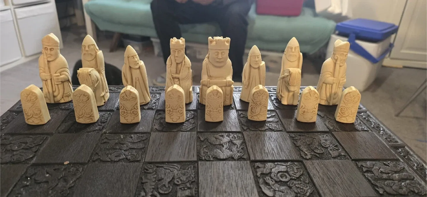 Hand Carved Wooden Chess Set image indicator(3)