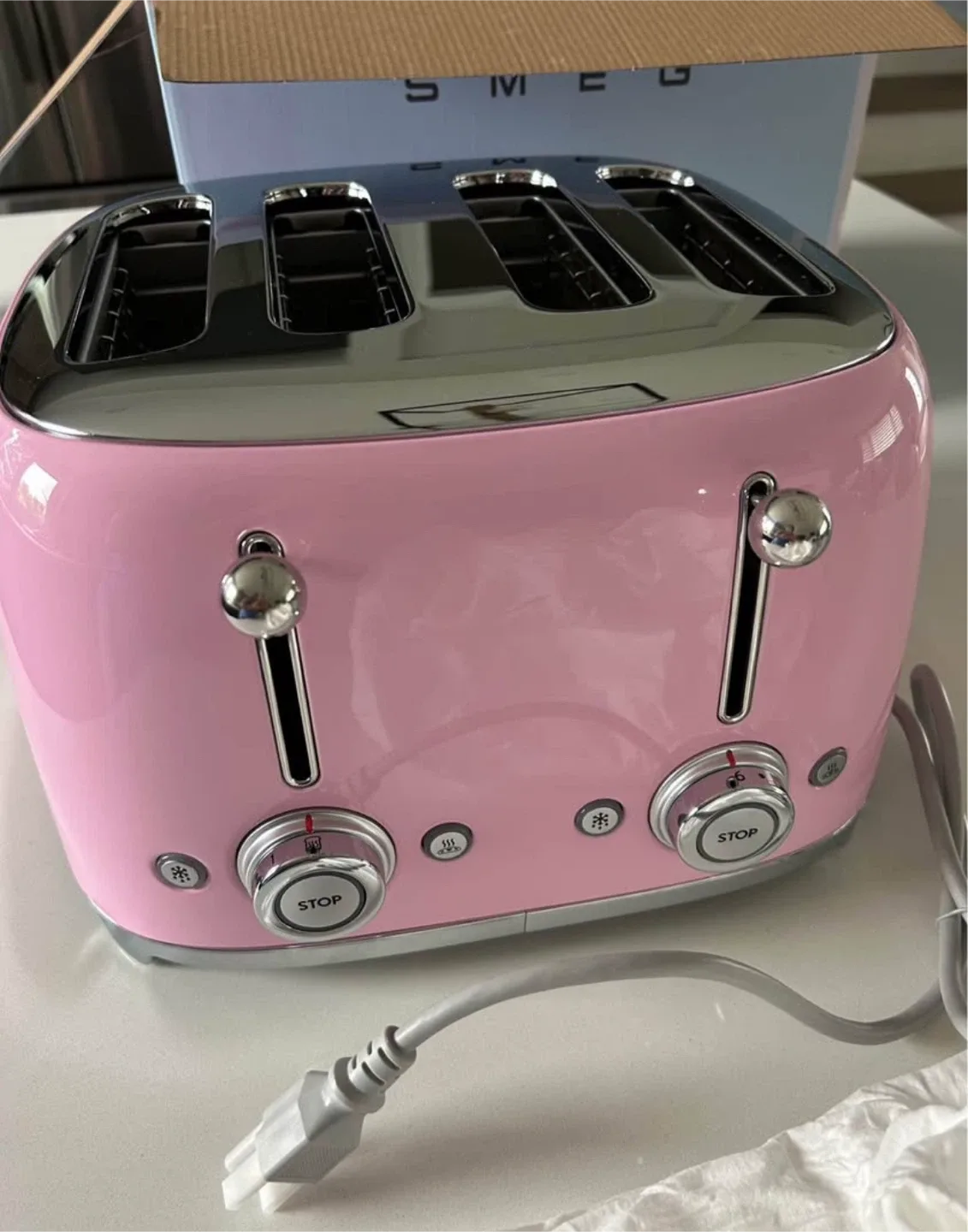 Smeg 50s Retro Pink 4-Slice Toaster - Like New!