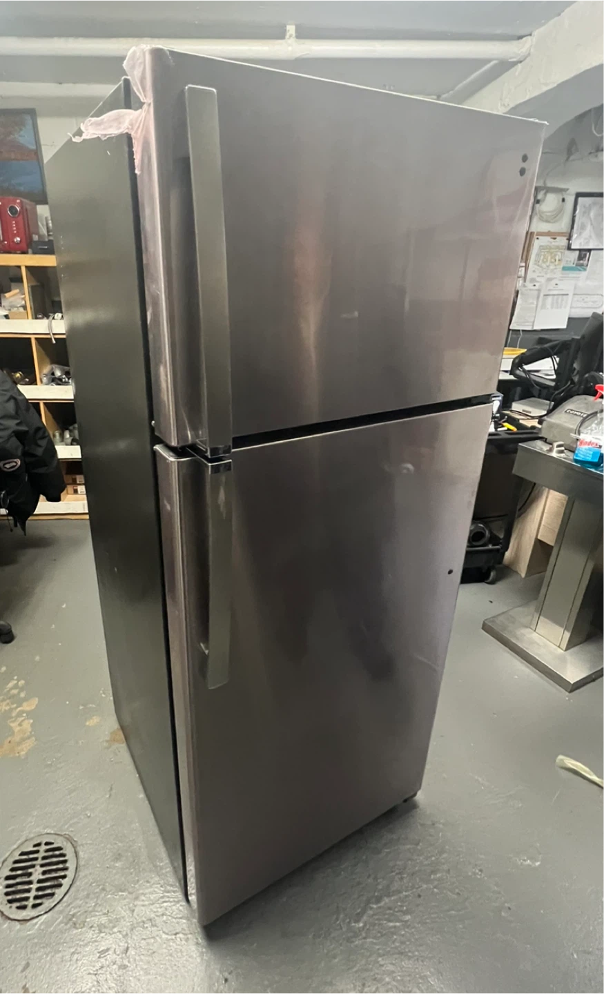 GE GTS18HYNHRFS Refrigerator - photo 2