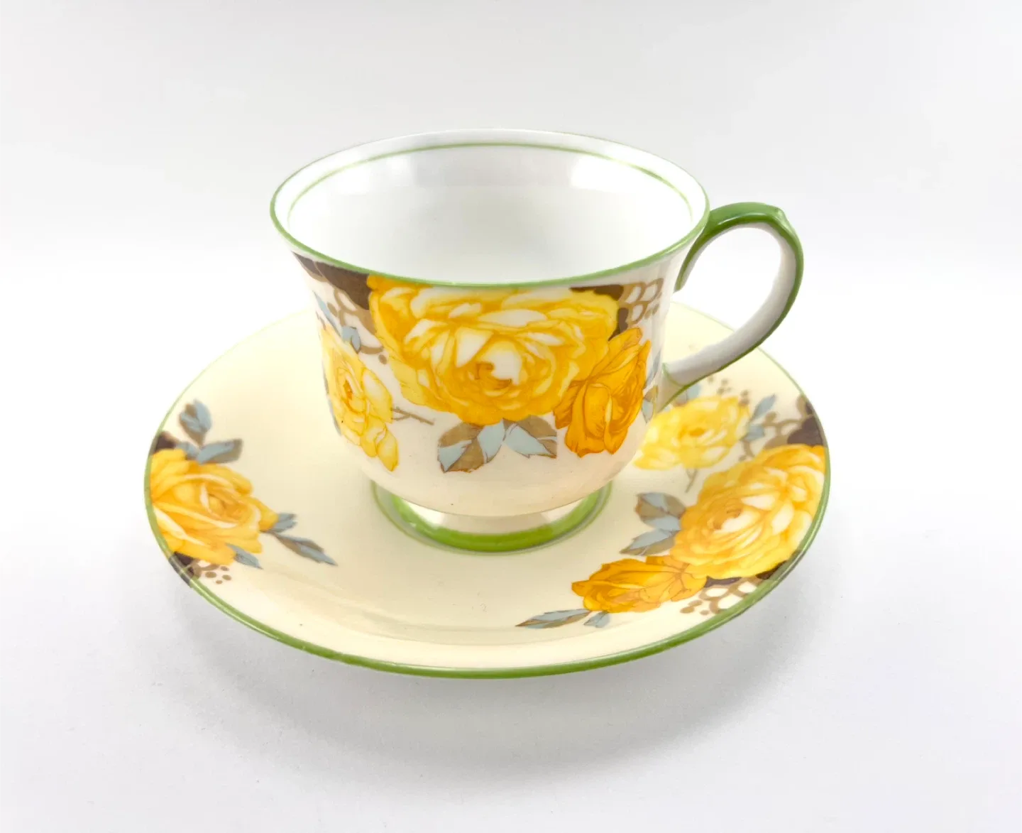 AYNSLEY cabbage rose teacup