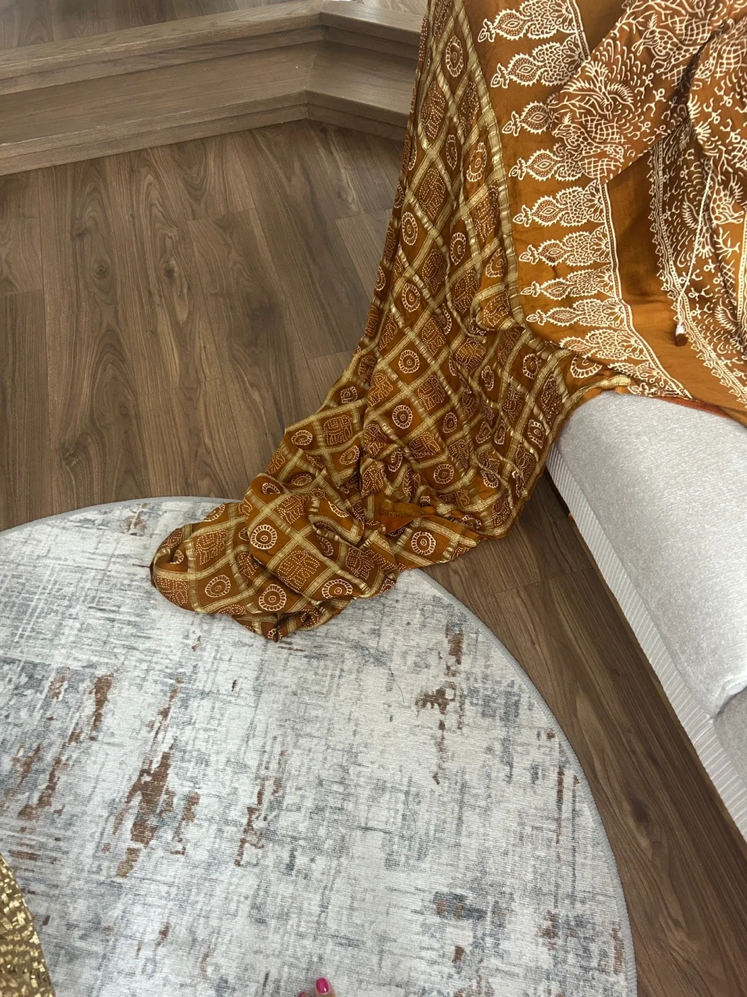 Brown Sari with Blouse image indicator(3)