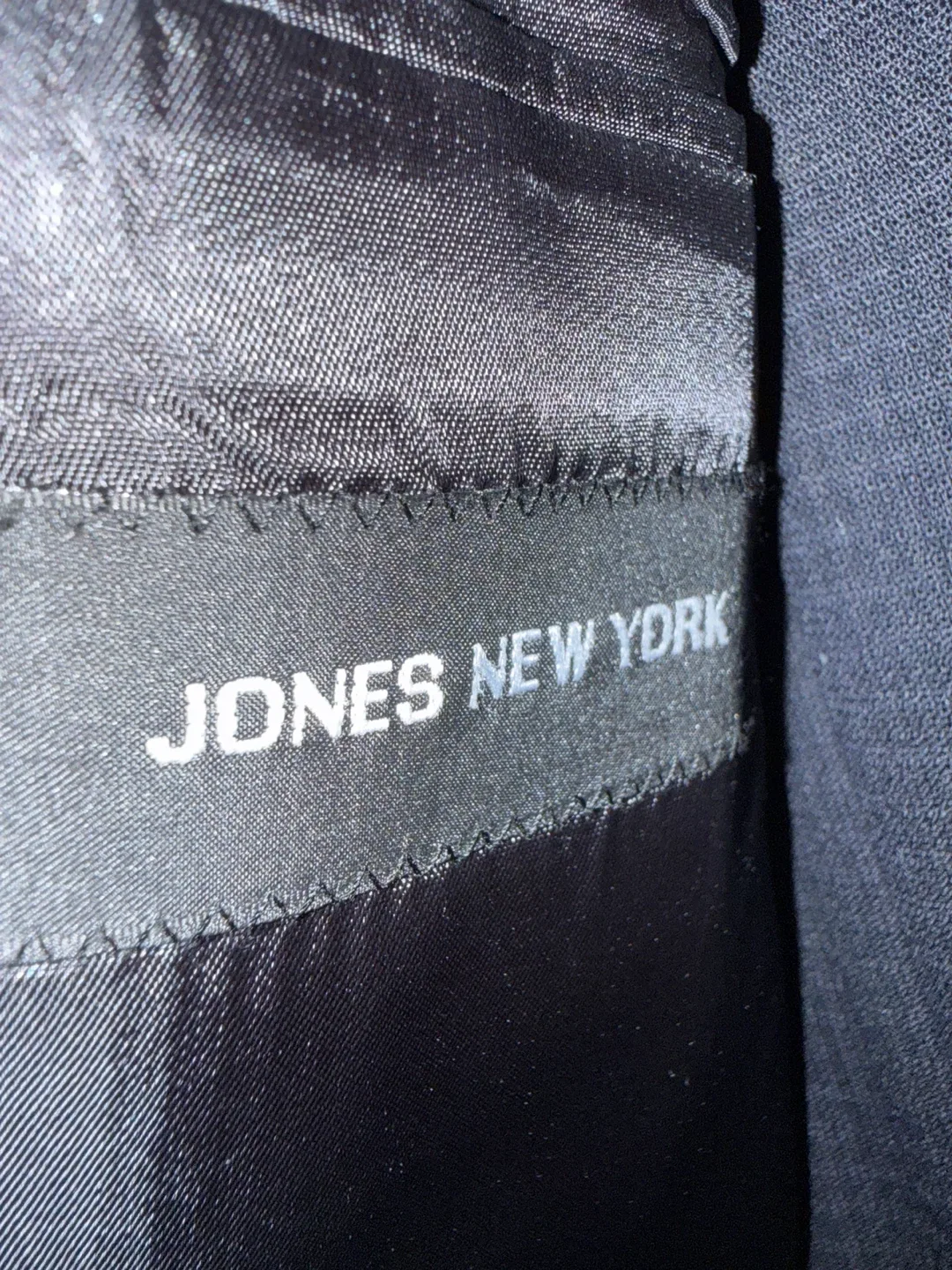 Jones New York Suit - 42S 36 - Gary Model image indicator(3)