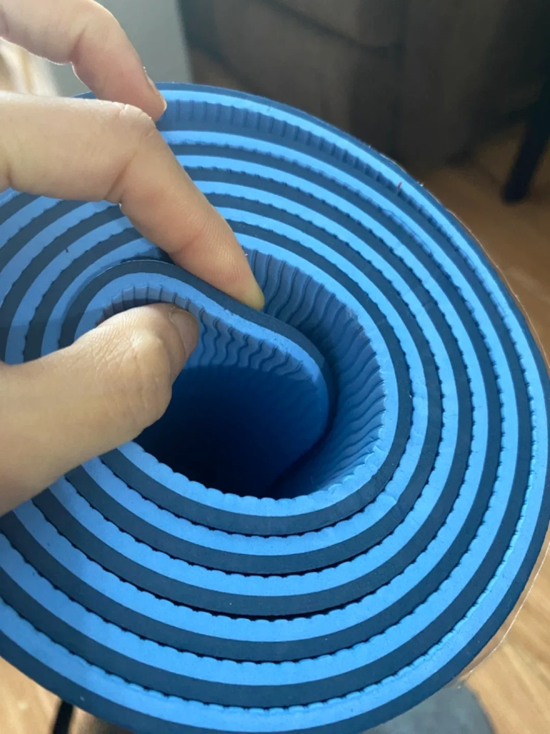 Brand New TPE Yoga Mat with Carrying Bag image indicator(6)