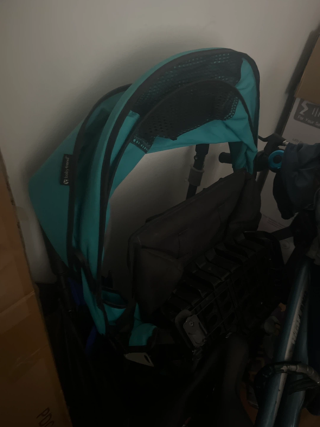 Double traveling stroller