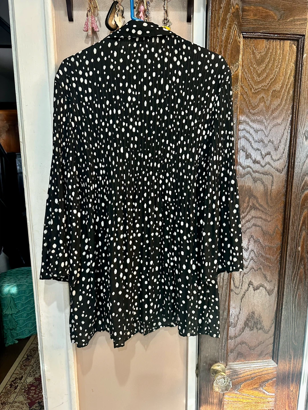 Black & White Polka Dot Pleated Blouse - photo 4