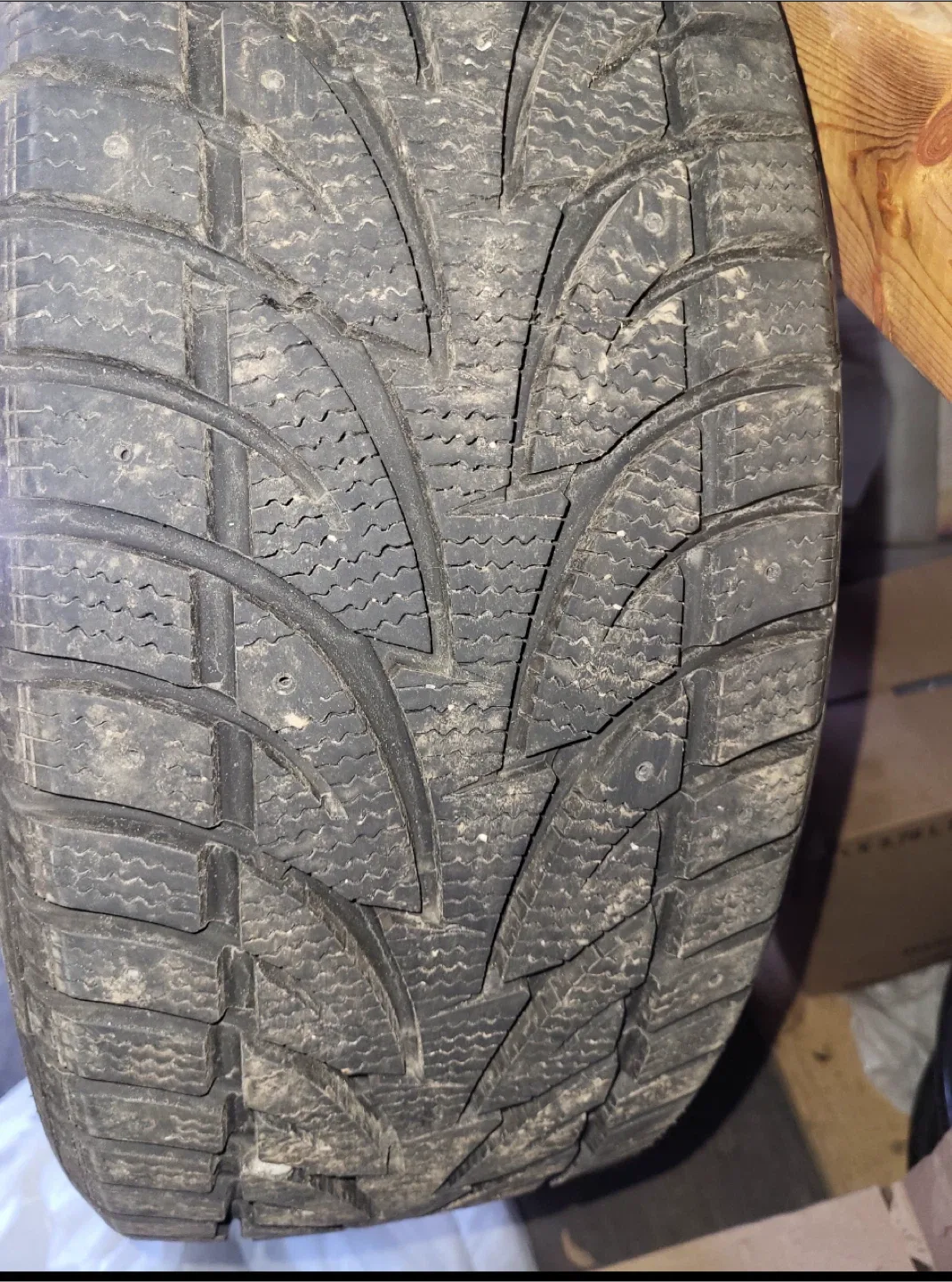 Sailun 215/45R17 Winter Tire image indicator(3)