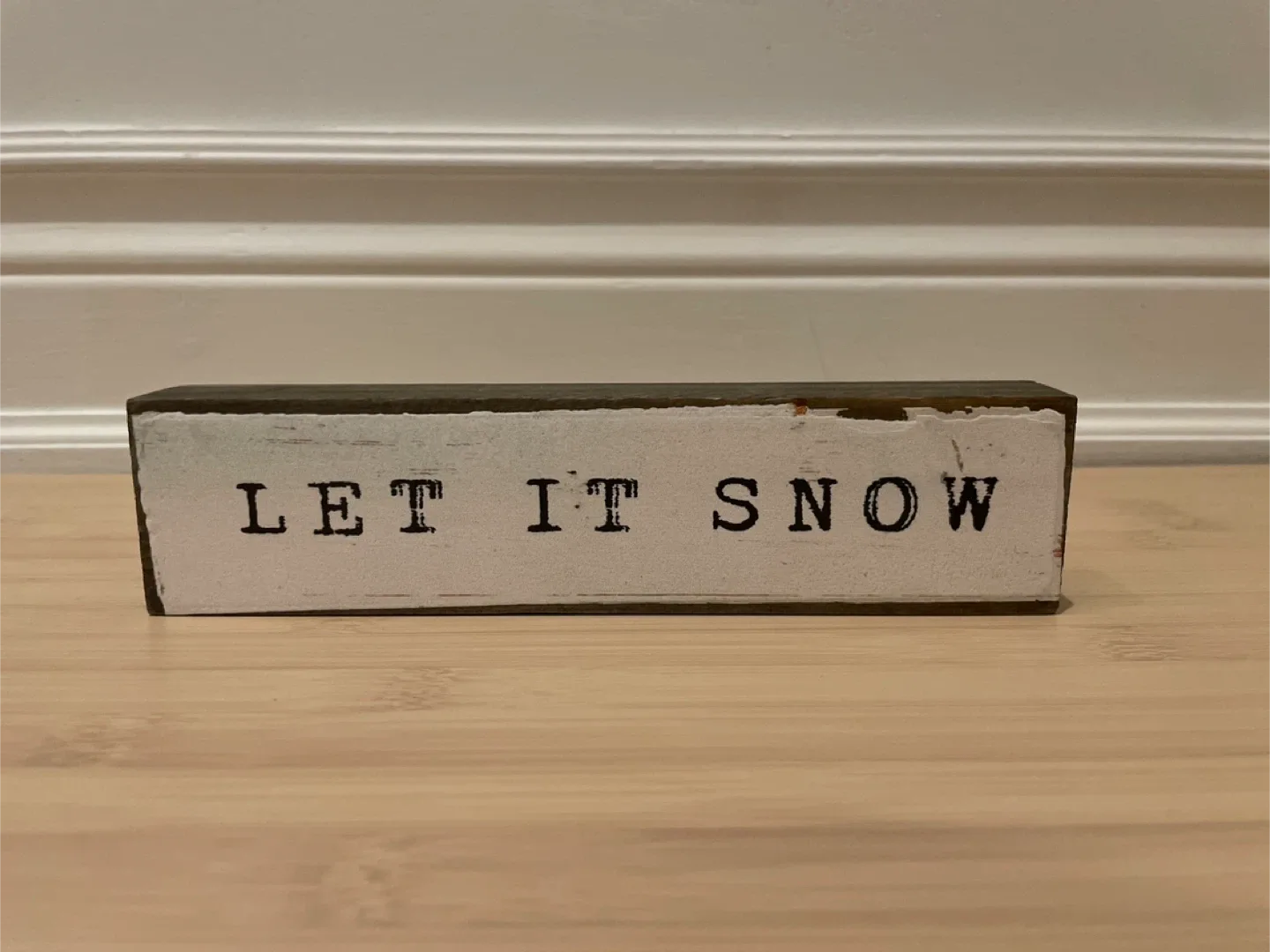 New 'Let It Snow' Wood Sign