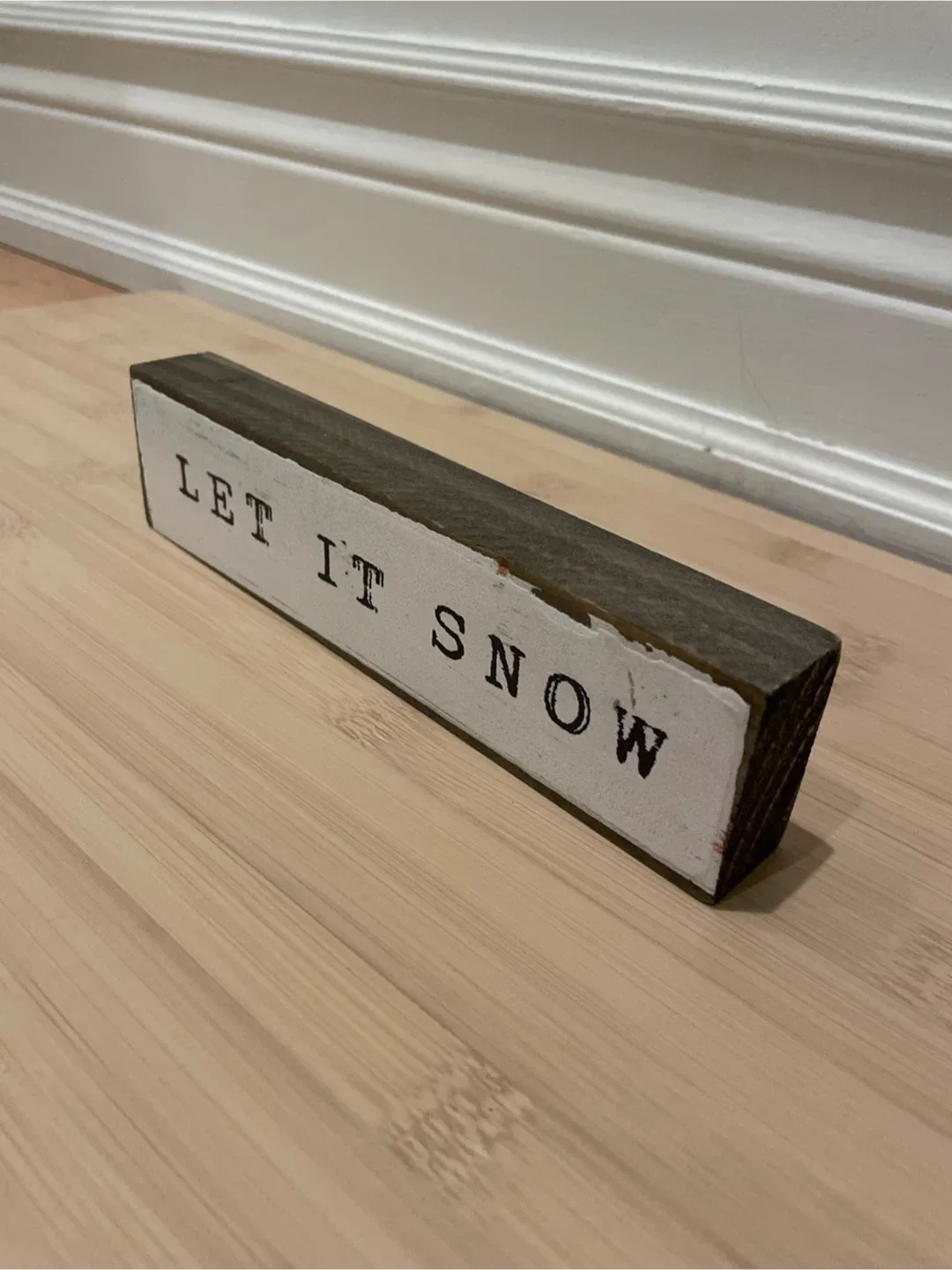 New 'Let It Snow' Wood Sign image indicator(2)