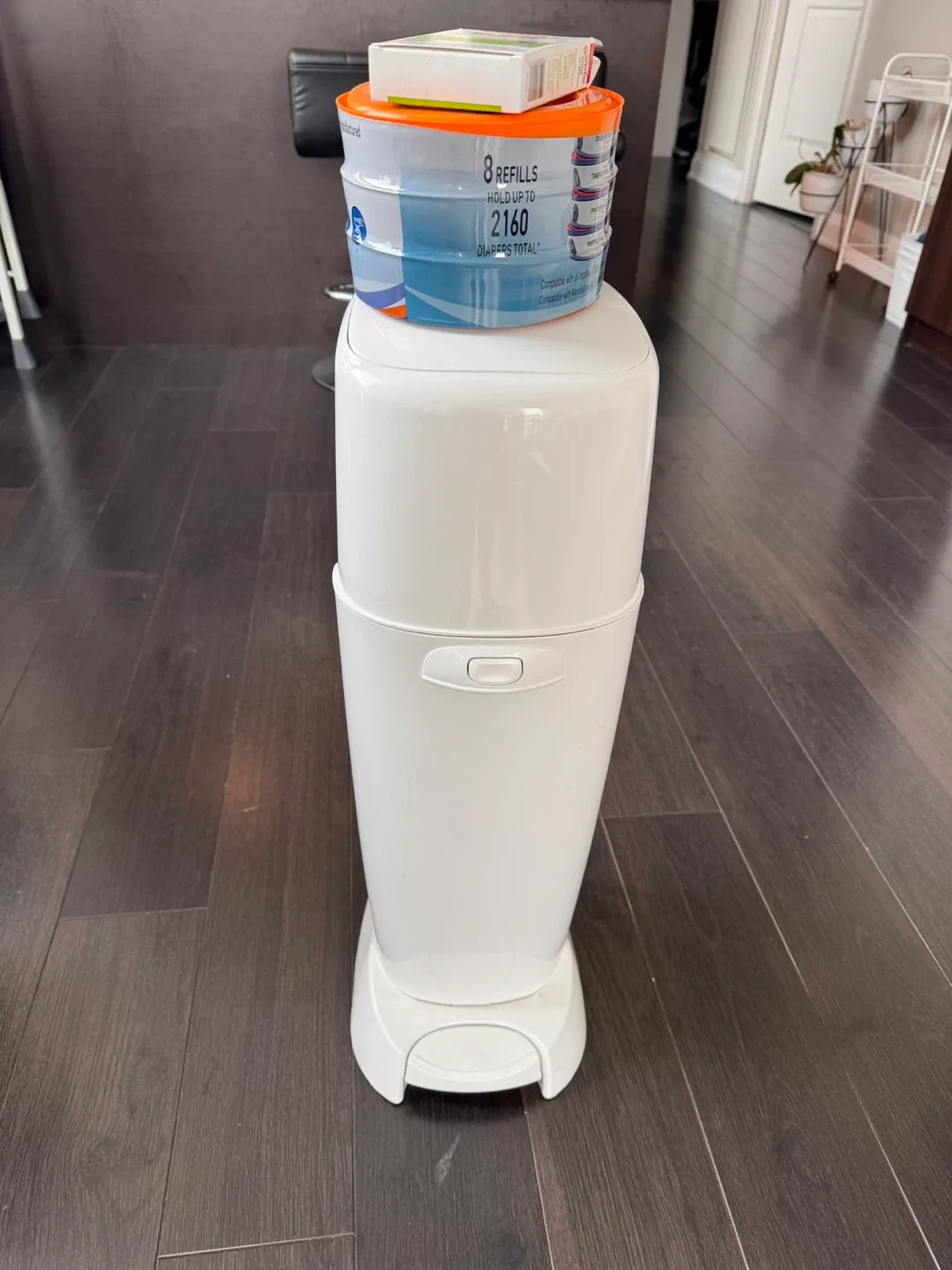 Diaper Genie Complete Pail with Refills