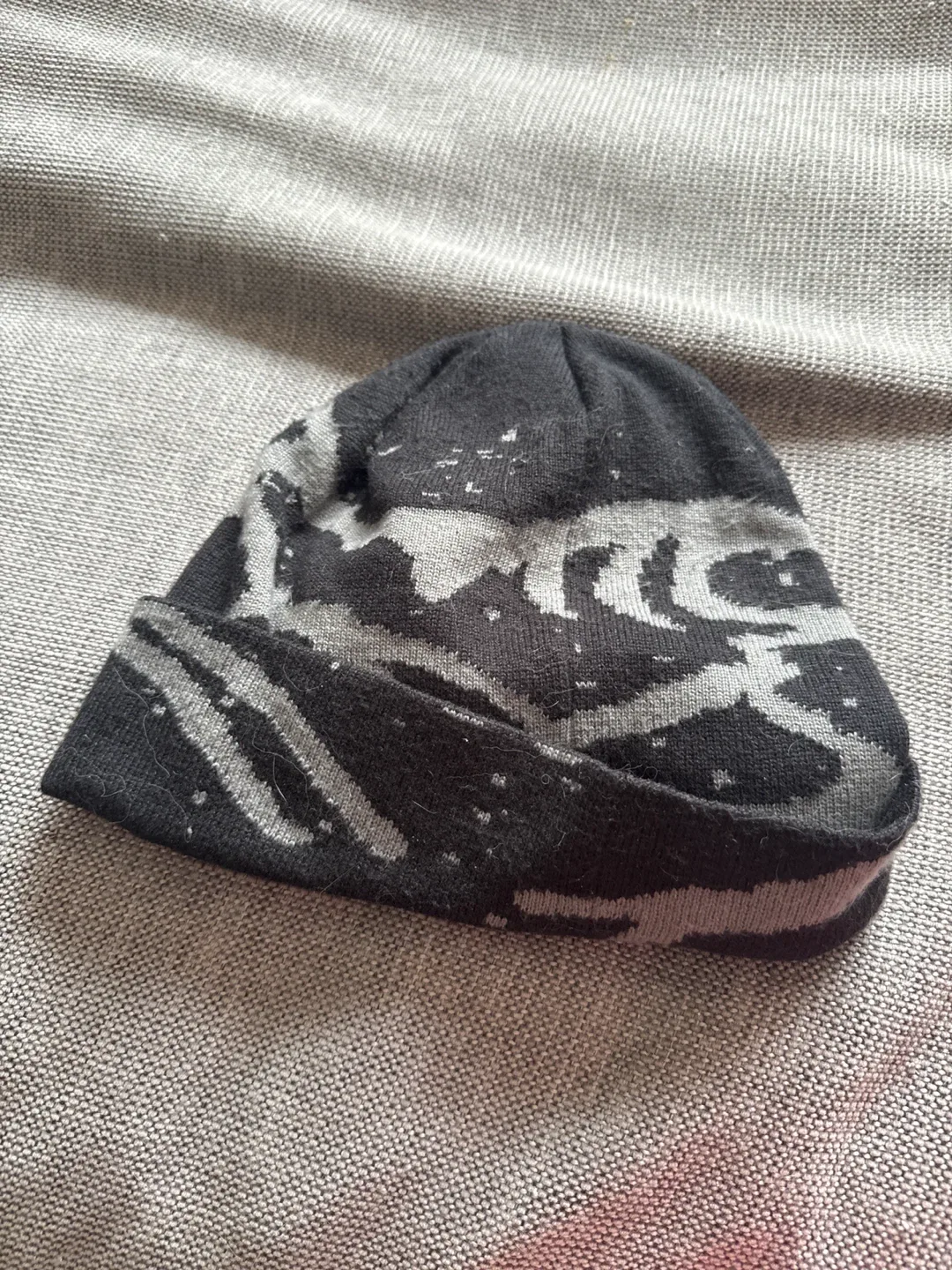 Arc'teryx Black Toque image indicator(2)