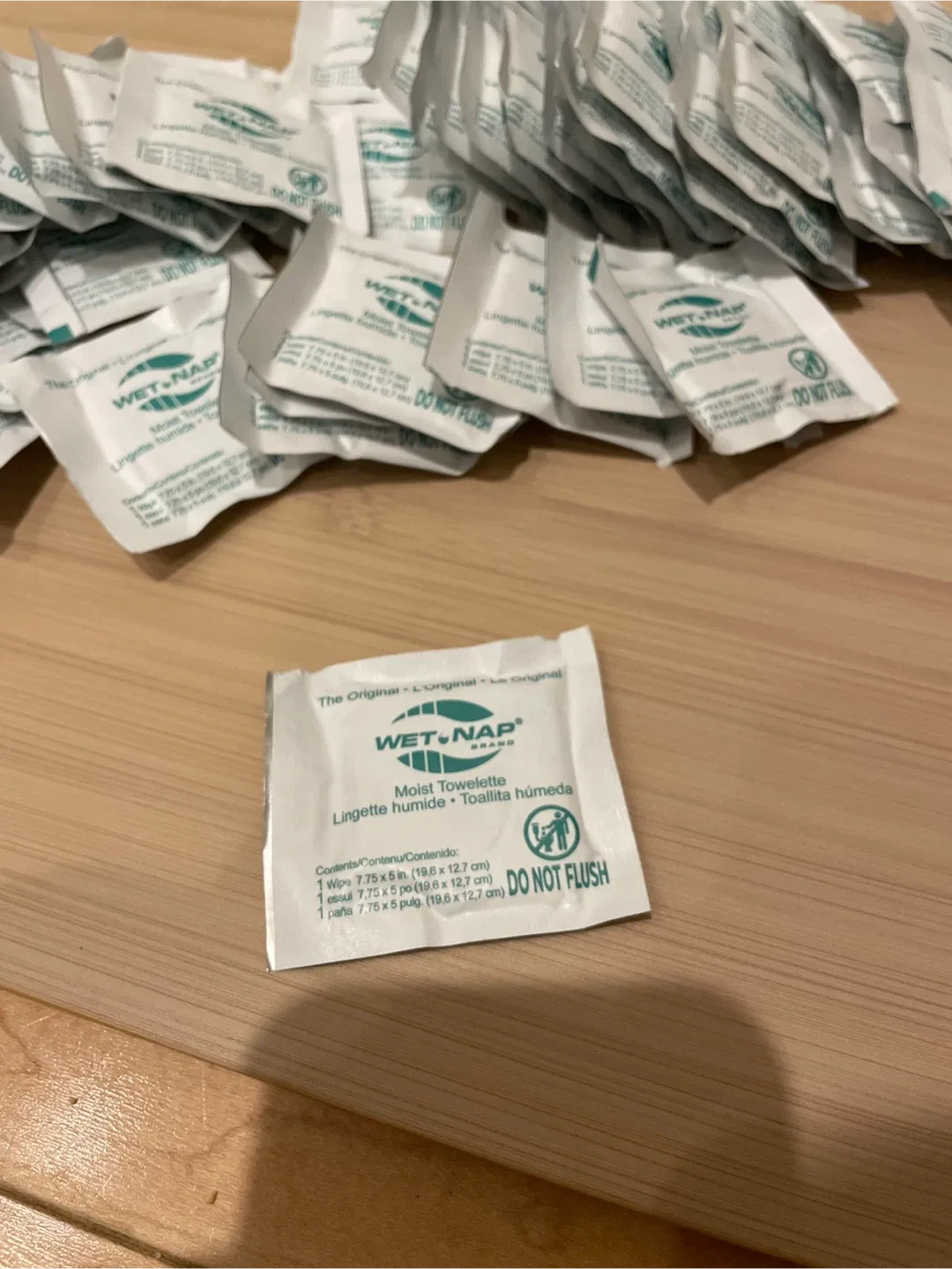 60 Wet-Nap Moist Towelettes - Individual Packets