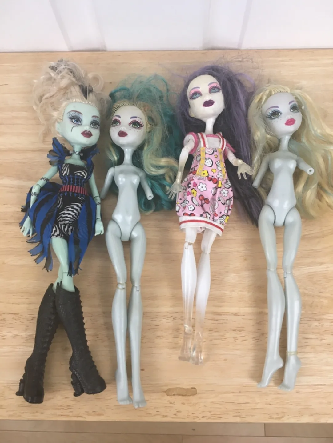 Monster High Dolls Lot of 4