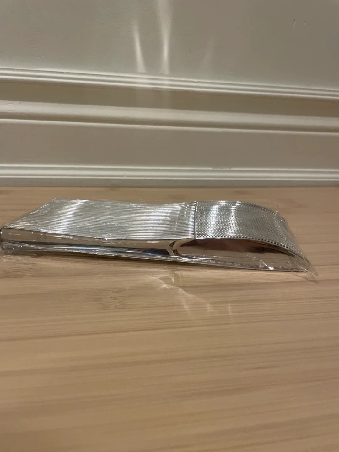 New Silver Plastic Cutlery knifes and New silver cutlery image indicator(2)