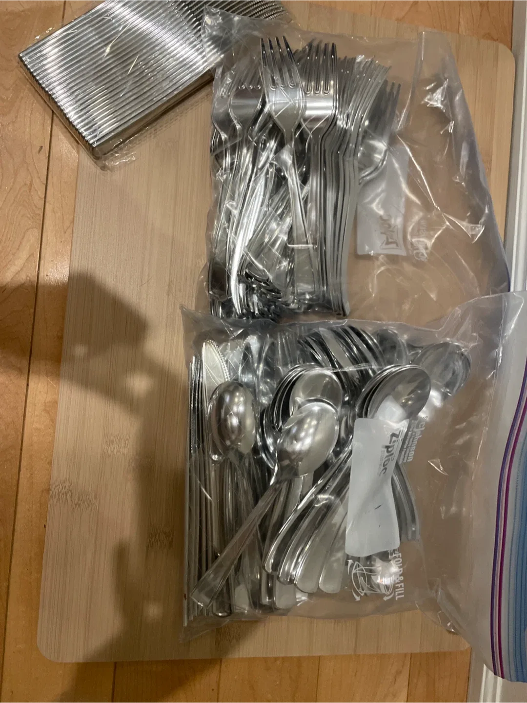 New Silver Plastic Cutlery knifes and New silver cutlery image indicator(4)