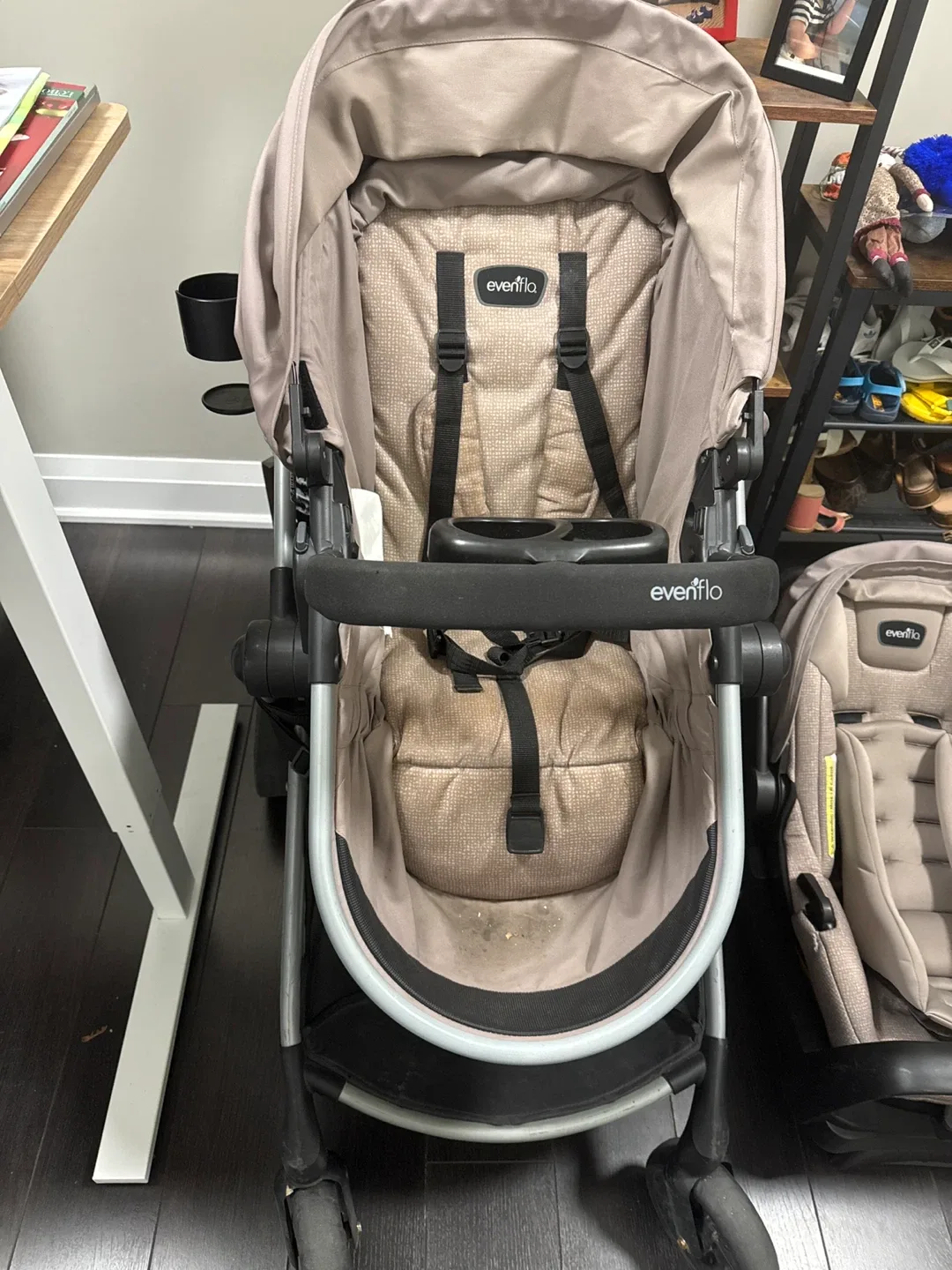 Evenflo Stroller and Car Seat Combo image indicator(2)
