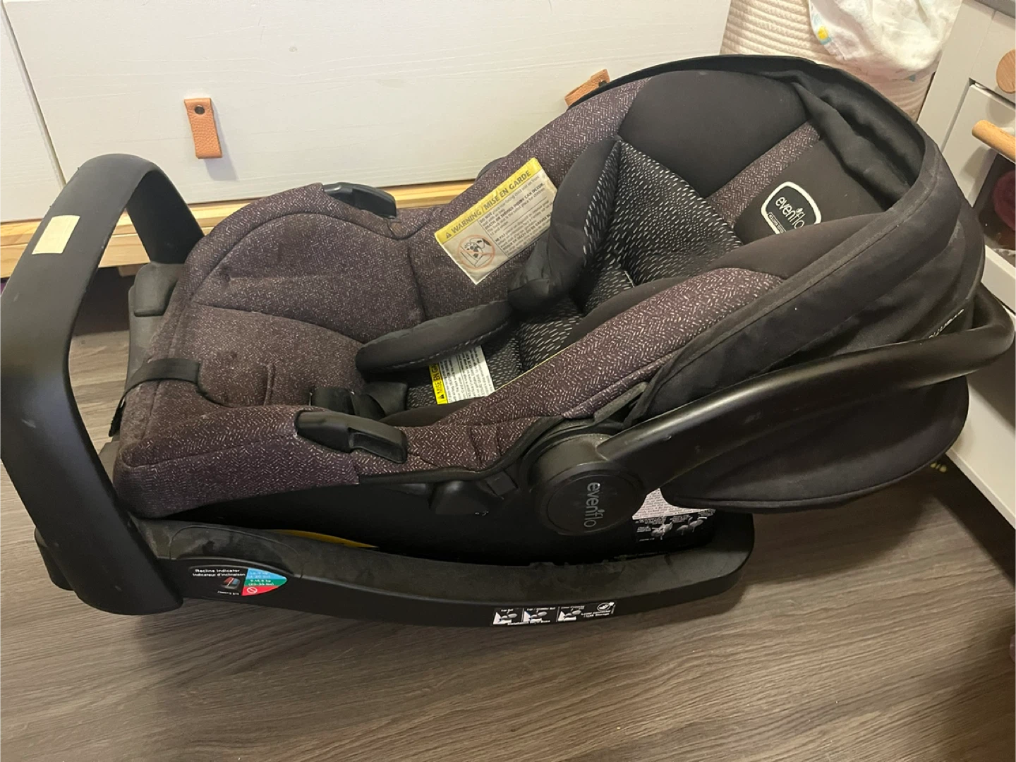 Evenflo Infant Car Seat - photo 2