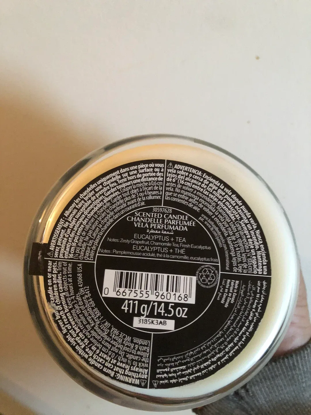 Bath & Body Works Eucalyptus + Tea Candle image indicator(3)
