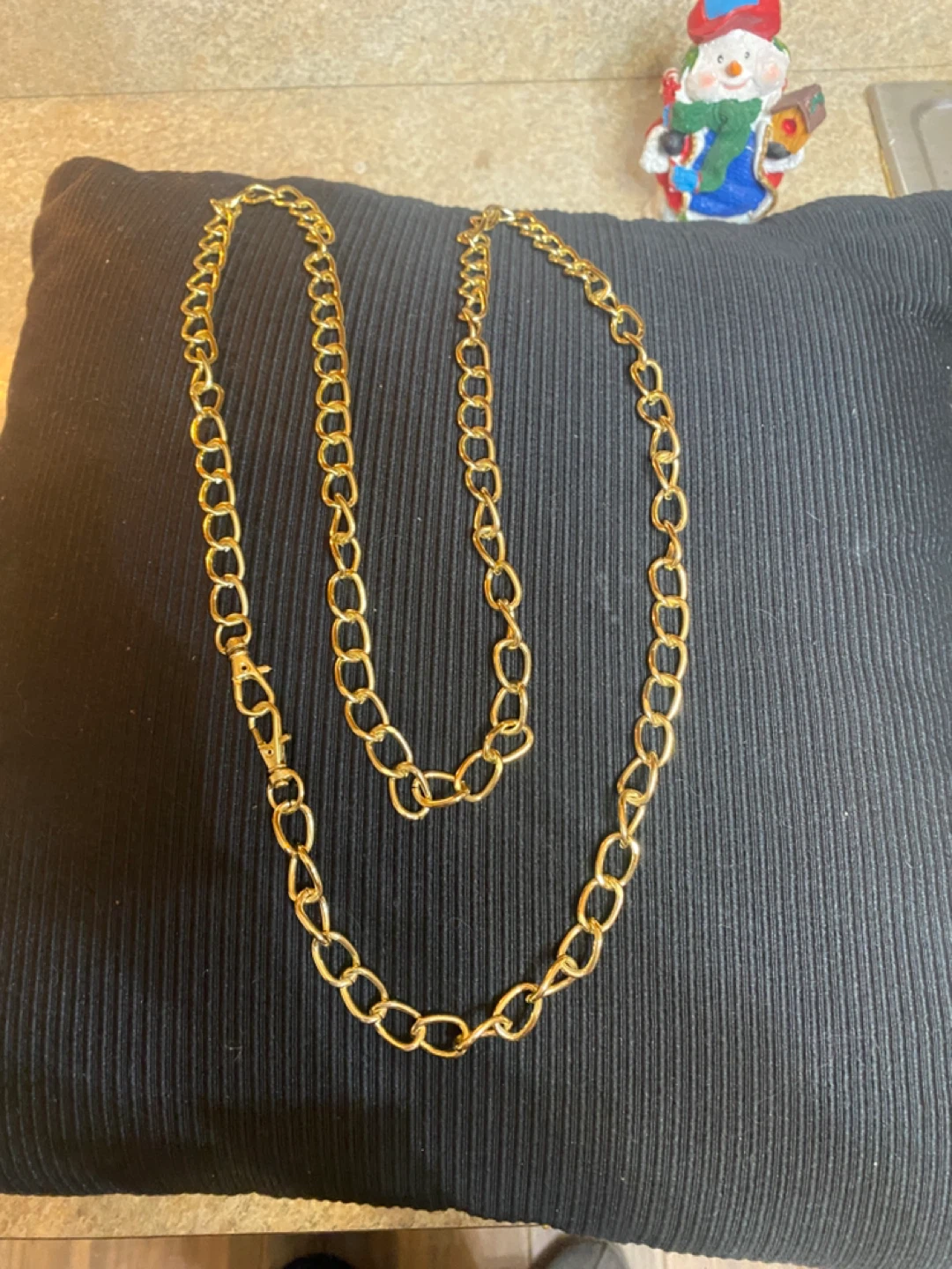 Faux gold chain 46 inches long - photo 3