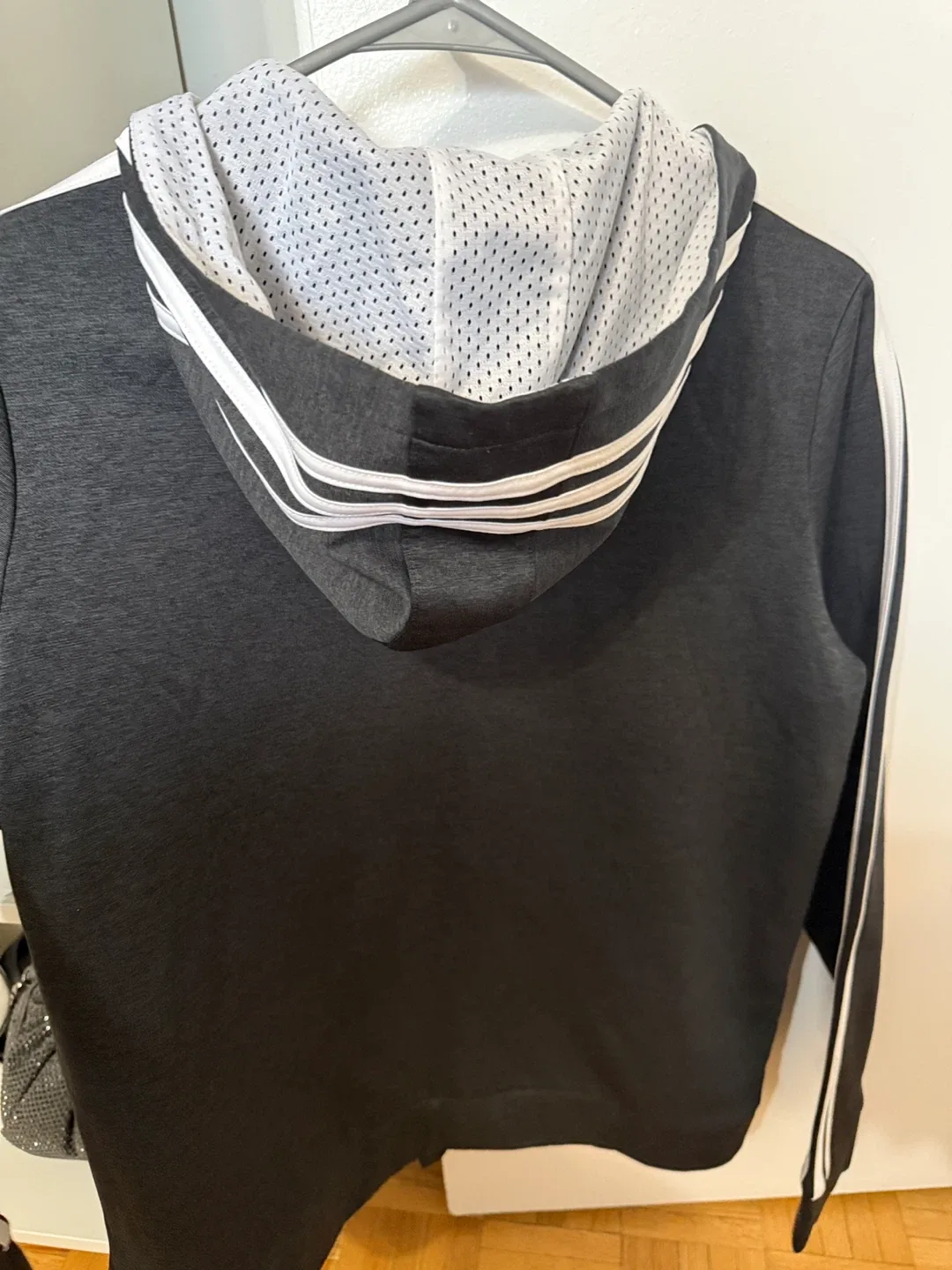 Adidas XL (18/20 years old) Black Track Jacket image indicator(4)