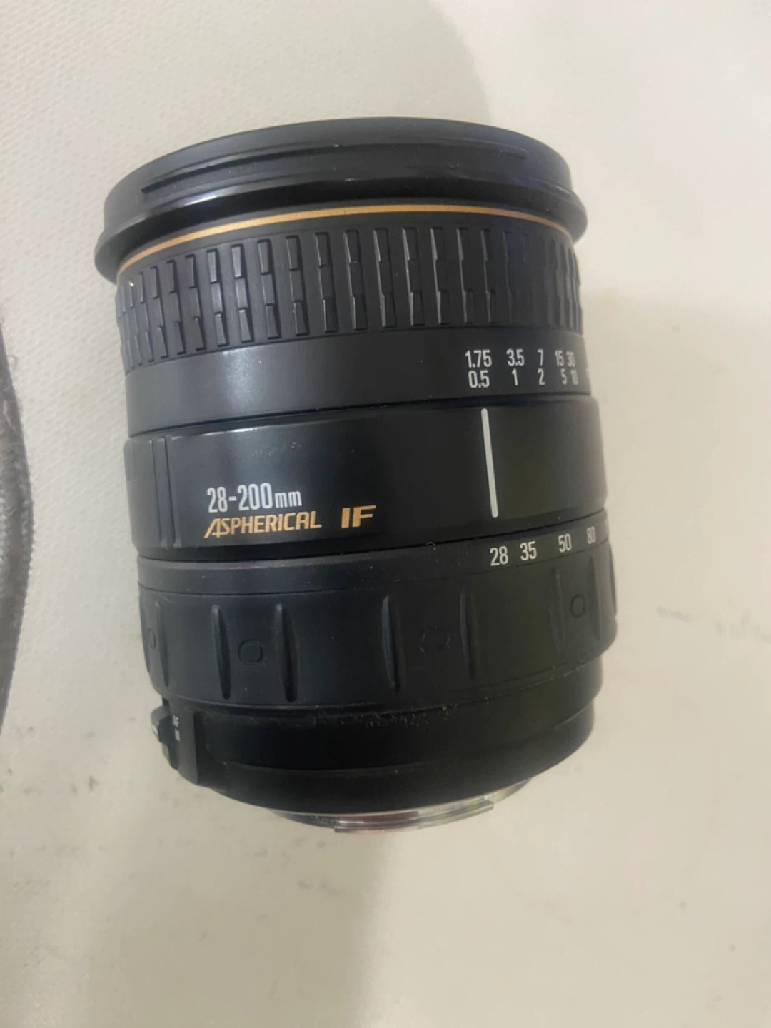 Quantaray 28-200mm f/3.5-5.6 LDO Lens for Canon AF