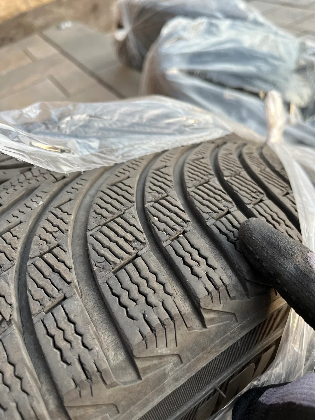 20” Winter Michelin Latitude Alpin