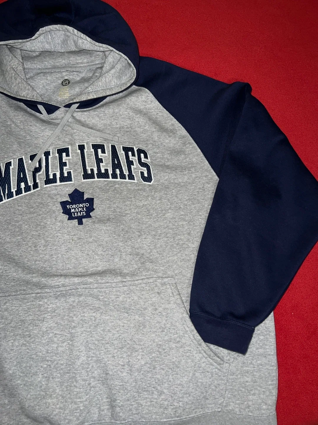 Maple Leafs Hoodie - Size 2XL image indicator(3)