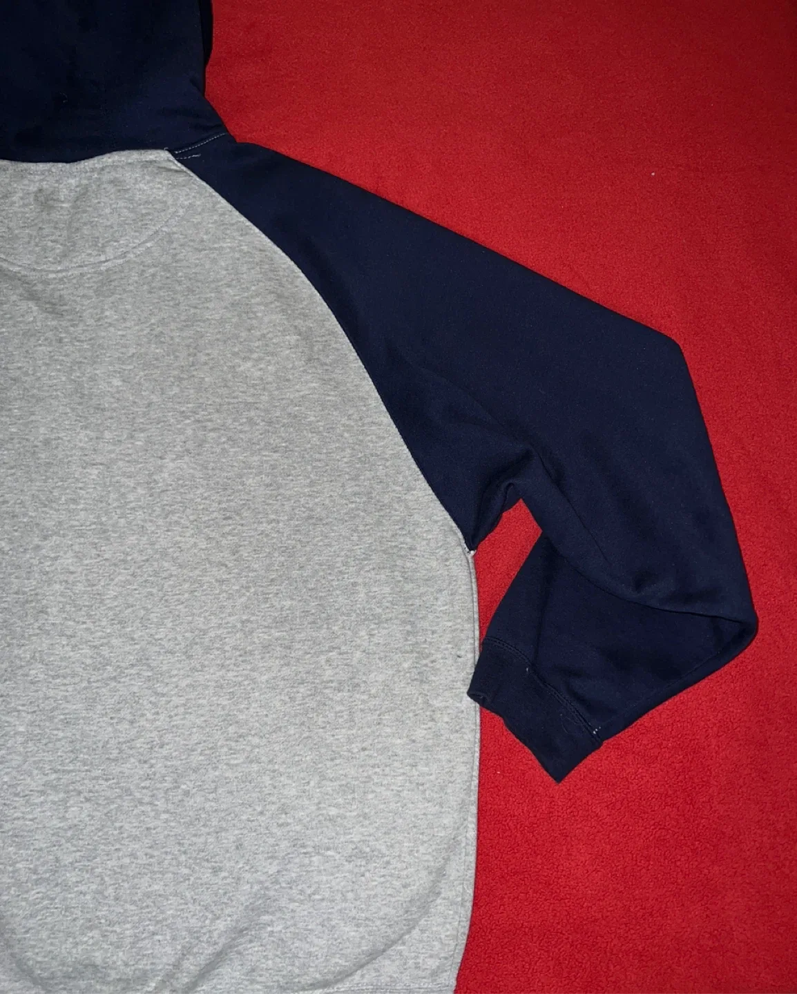 Maple Leafs Hoodie - Size 2XL image indicator(7)