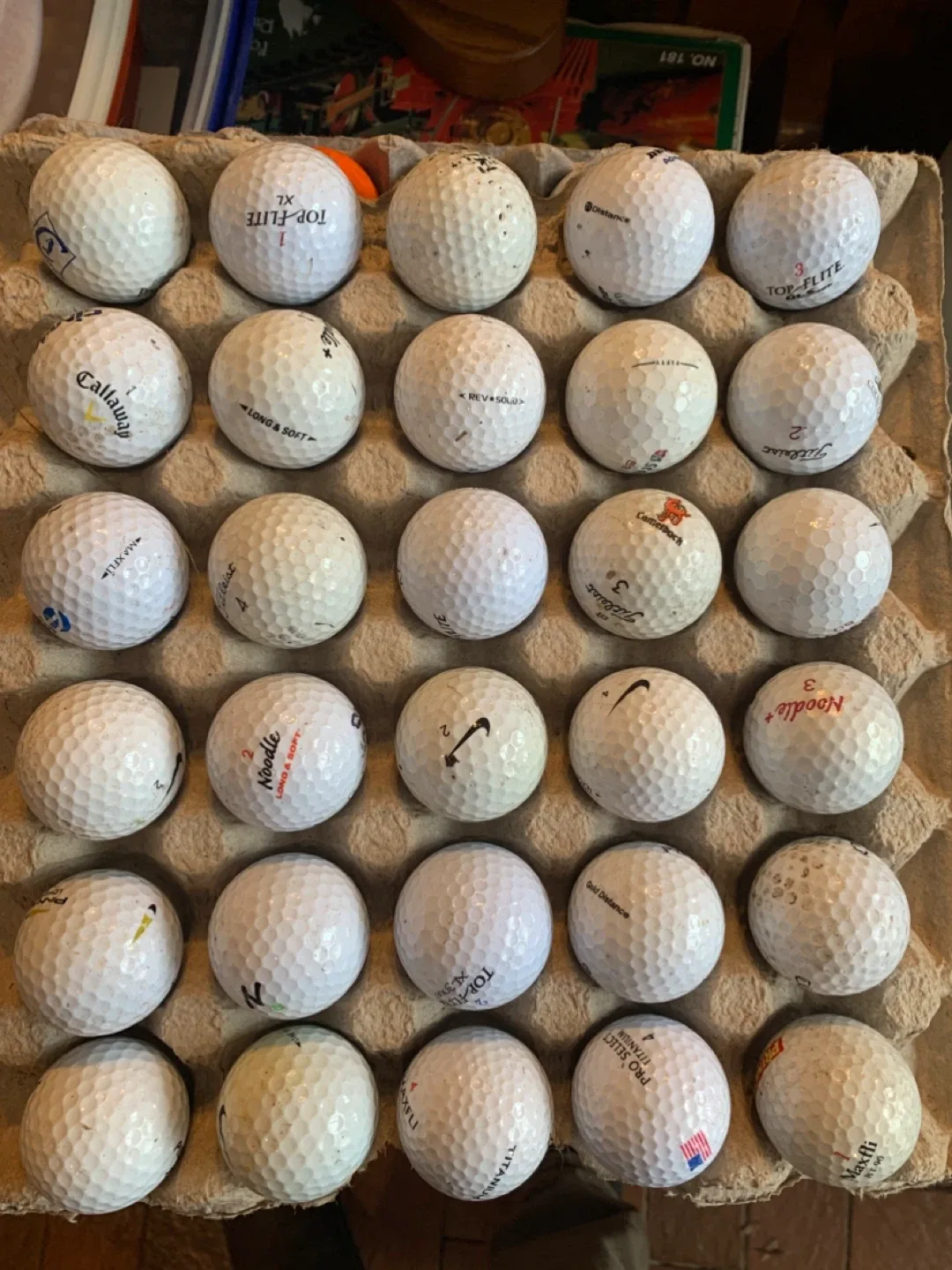 30 Mixed Golf Balls - Callaway, Titleist, Top Flite & More