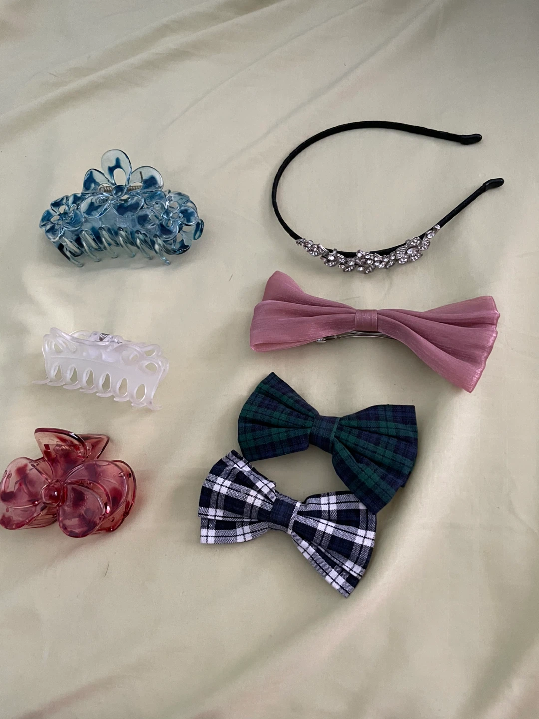 Free hair accessories