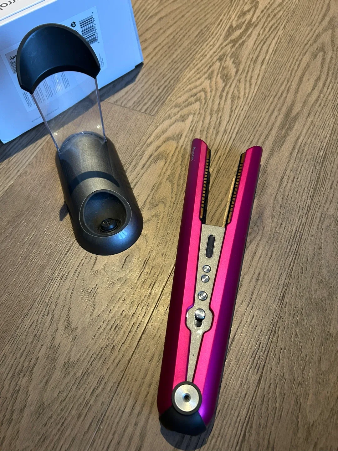 Dyson Corrale Hair Straightener w/ Charging Dock image indicator(4)