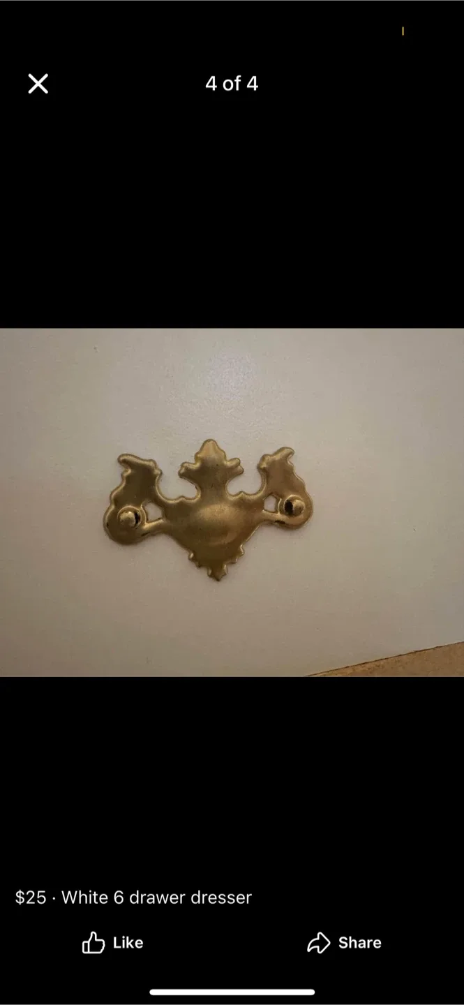 White 6-Drawer Dresser image indicator(3)