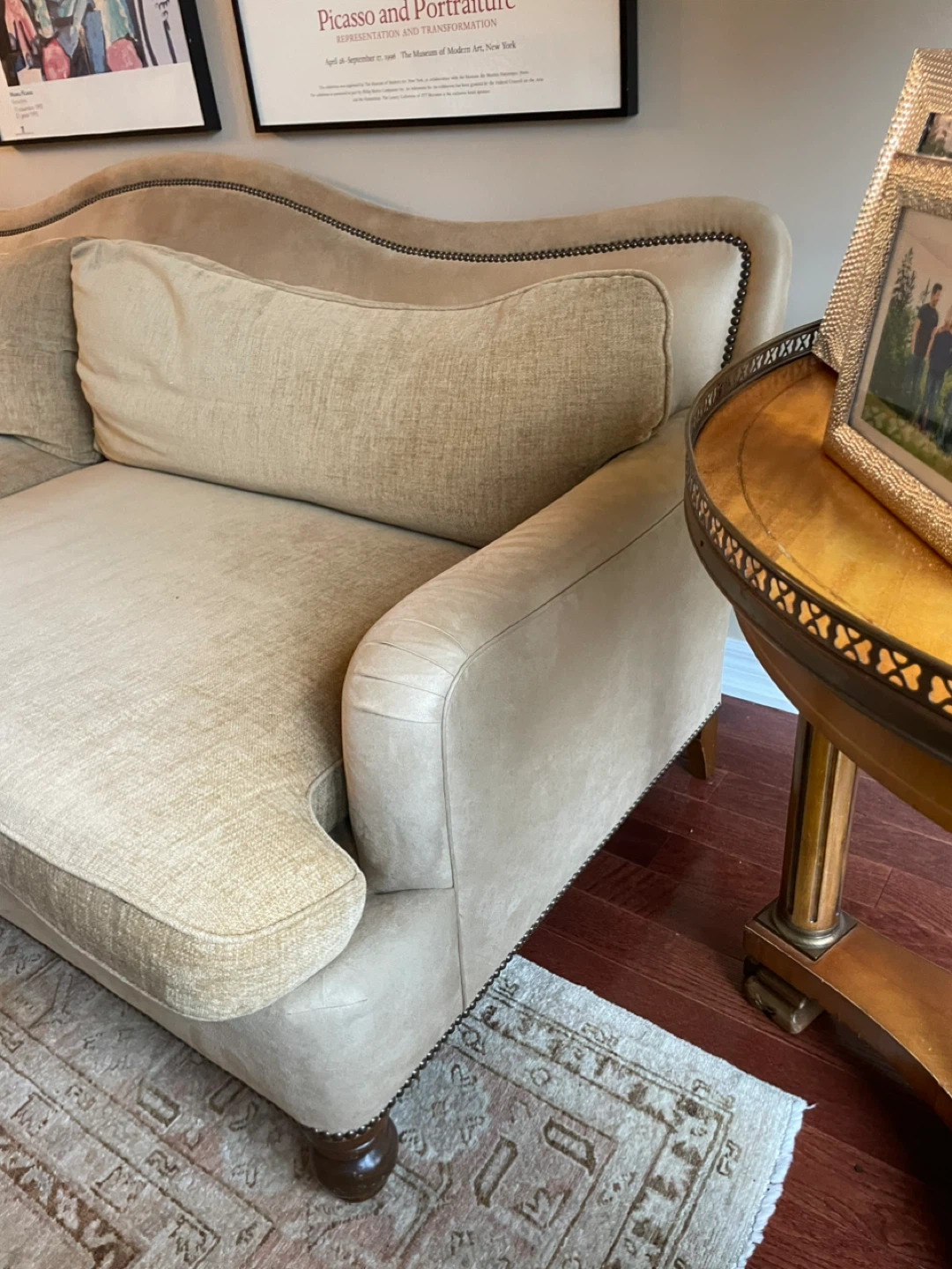 ✨ DESIGNER CUSTOM SOFA – ROSEMOUNT UPHOLSTERY ✨  (Paid $8000.00) - photo 4