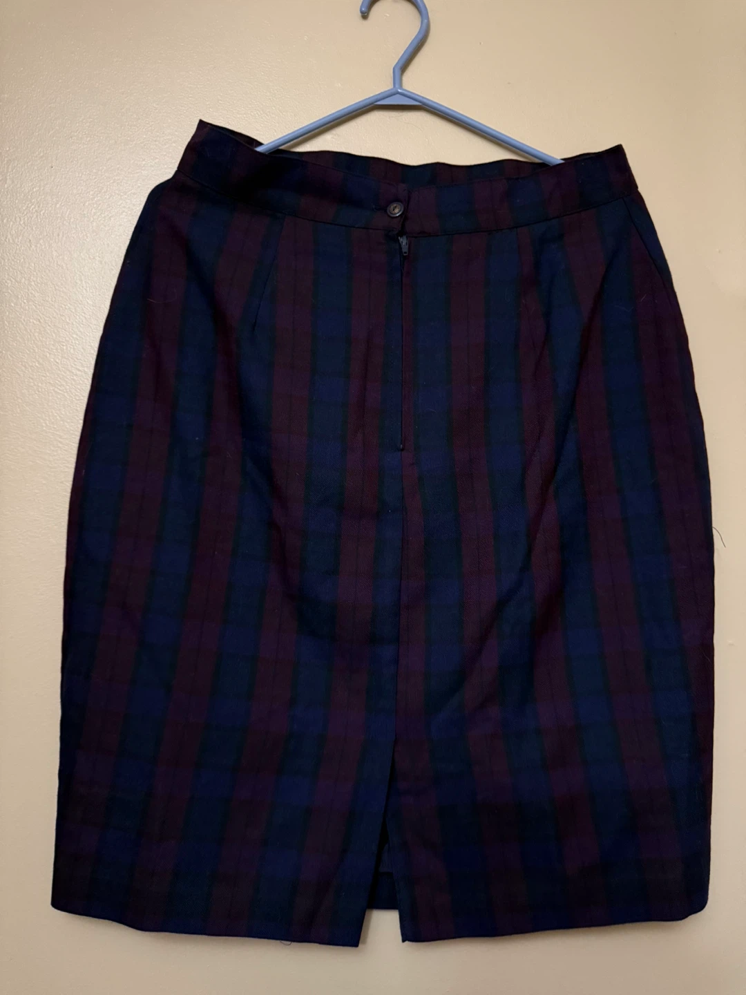 Burgandy & Blue Woman’s size 13 Skirt by Kadoch
