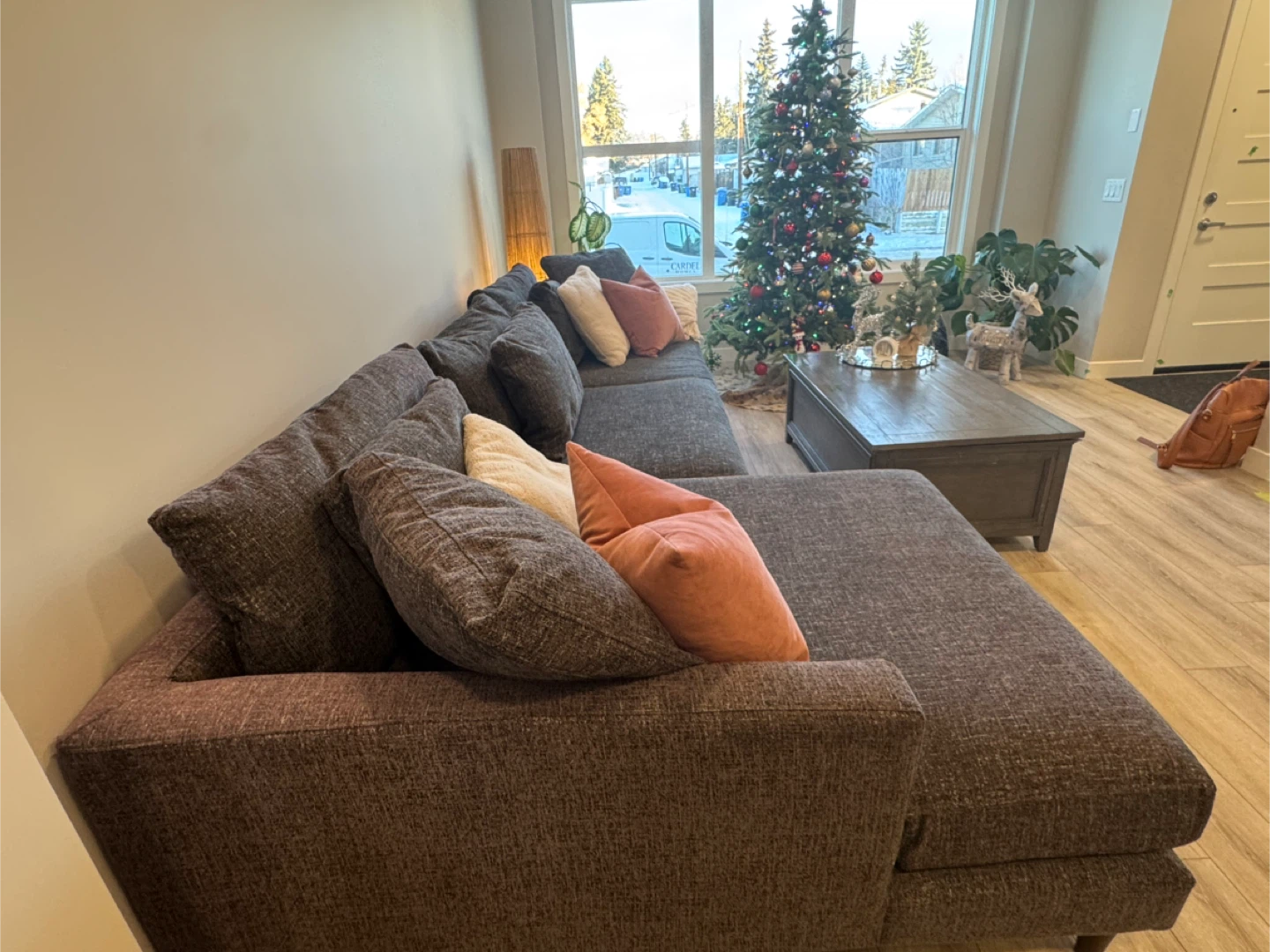 Urban Barn- Charcoal Grey Sectional Sofa - photo 4