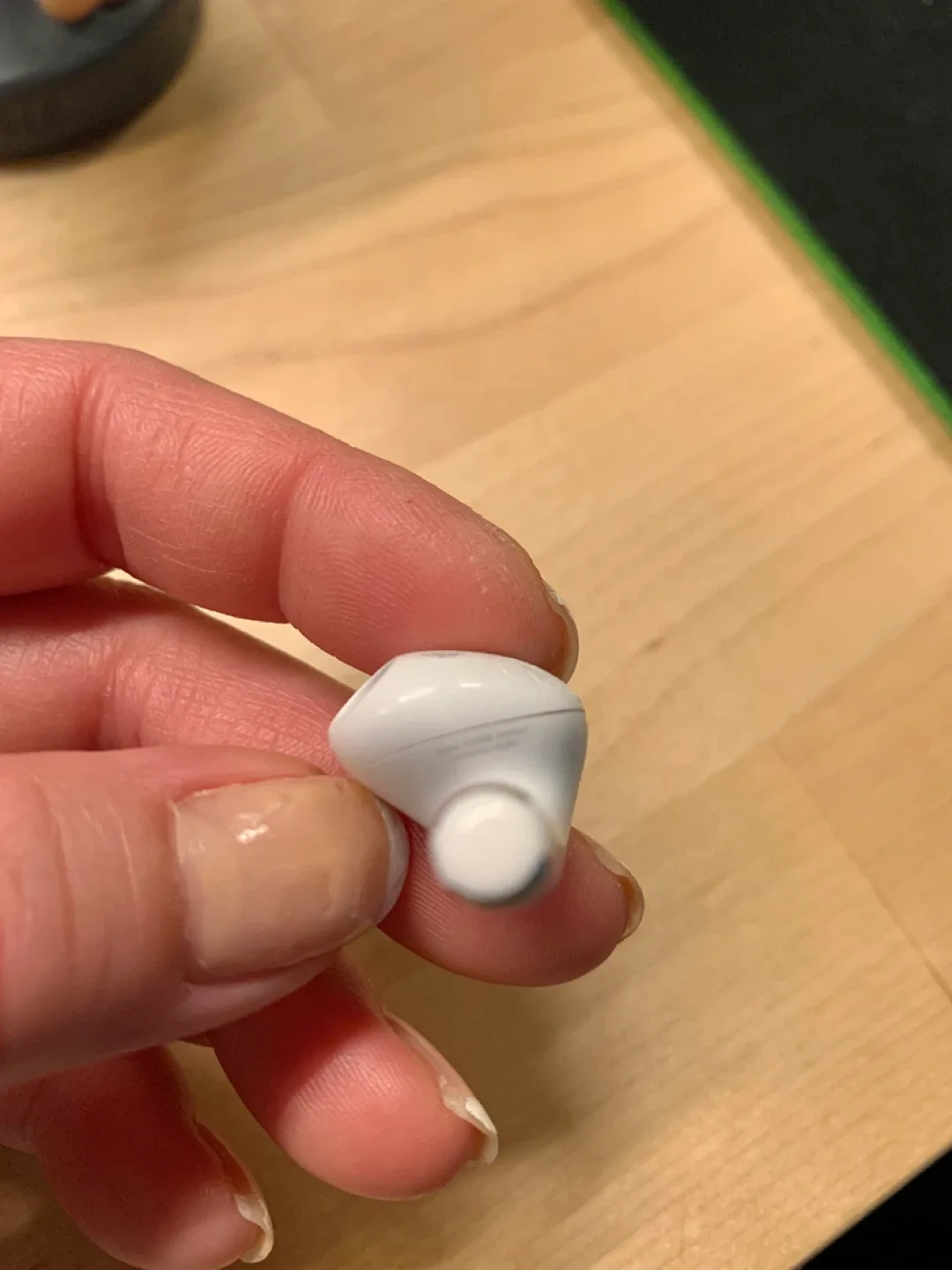 ‼️Used Apple Airpod (Right) ‼️ image indicator(3)