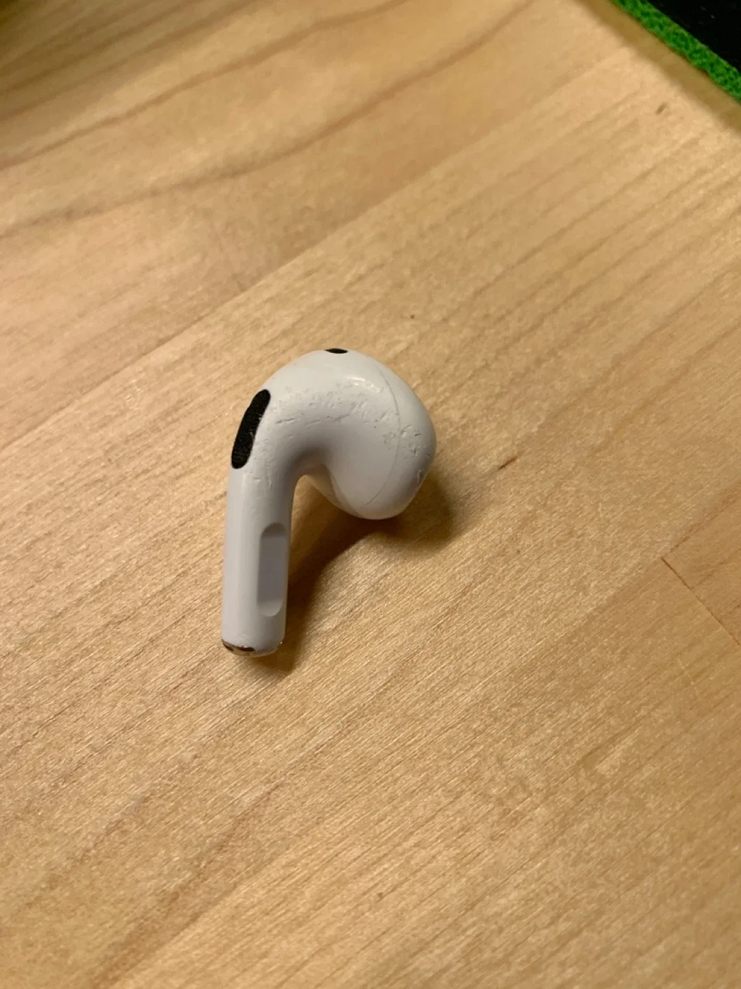 ‼️Used Apple Airpod (Right) ‼️ image indicator(2)