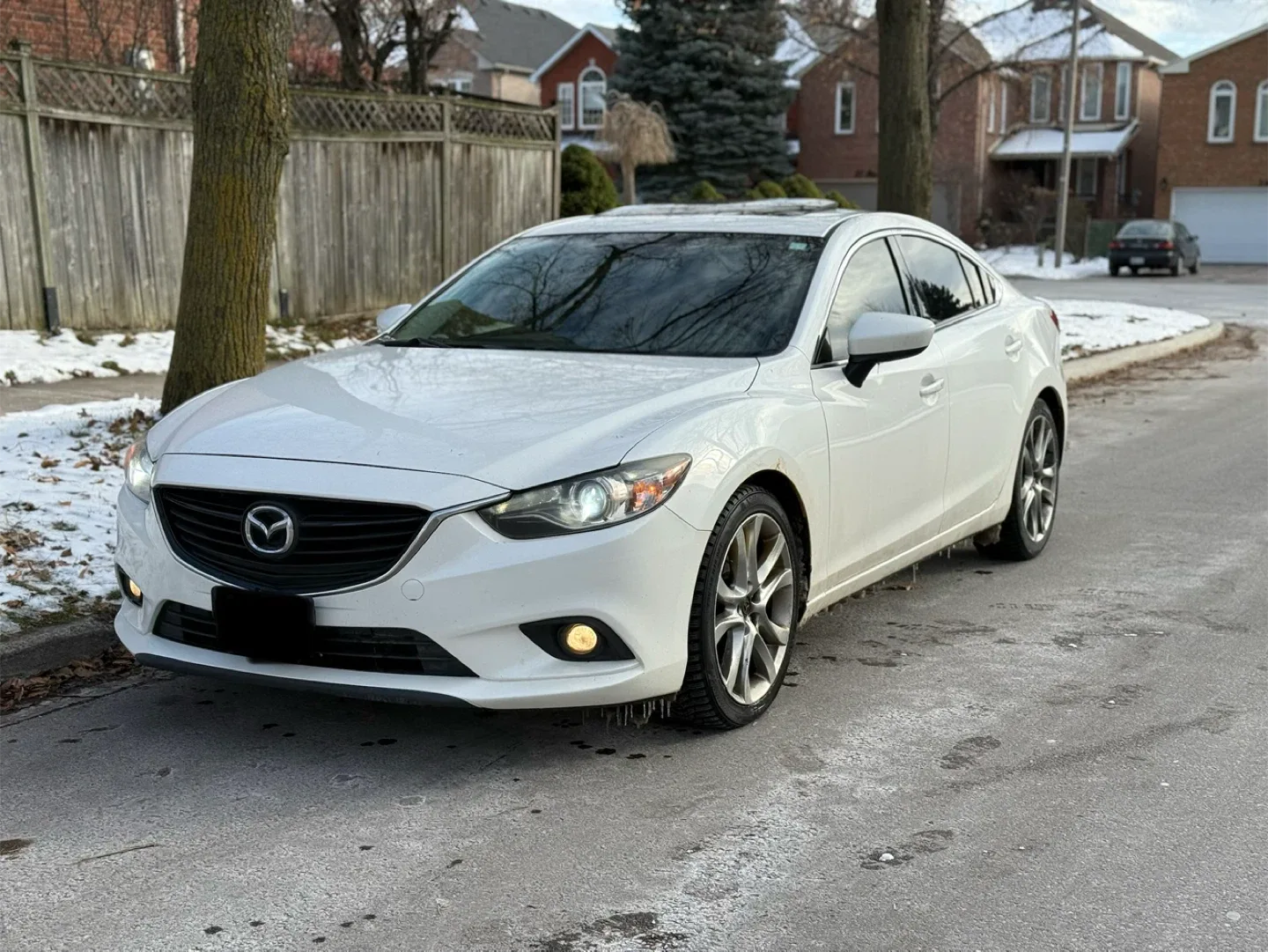 Mazda 6 - White Sedan
