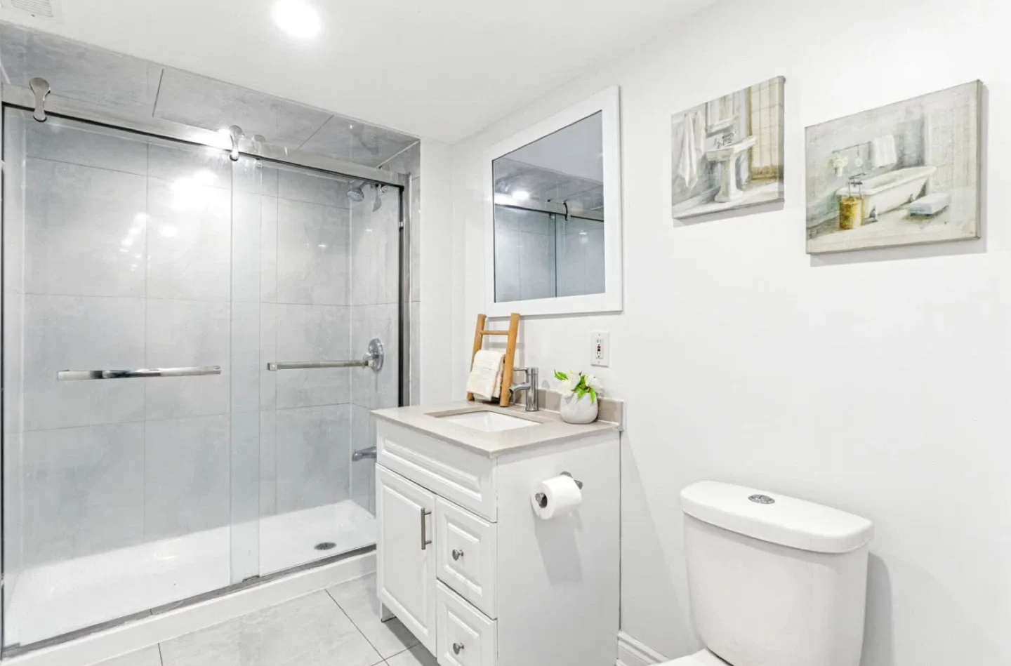 Studio Apartment 2 Parking Spots image indicator(7)