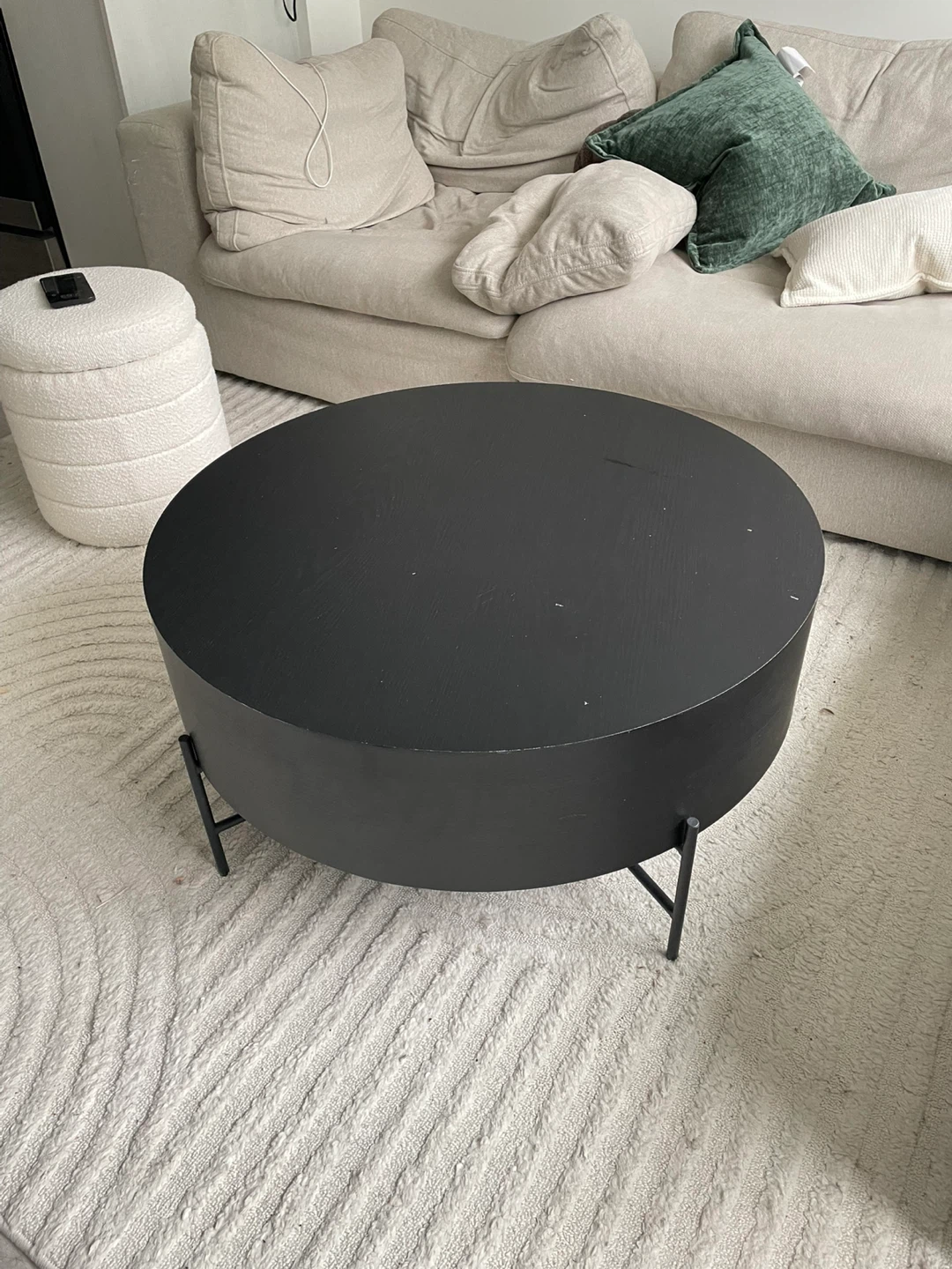 Round Black Coffee Table - photo 2
