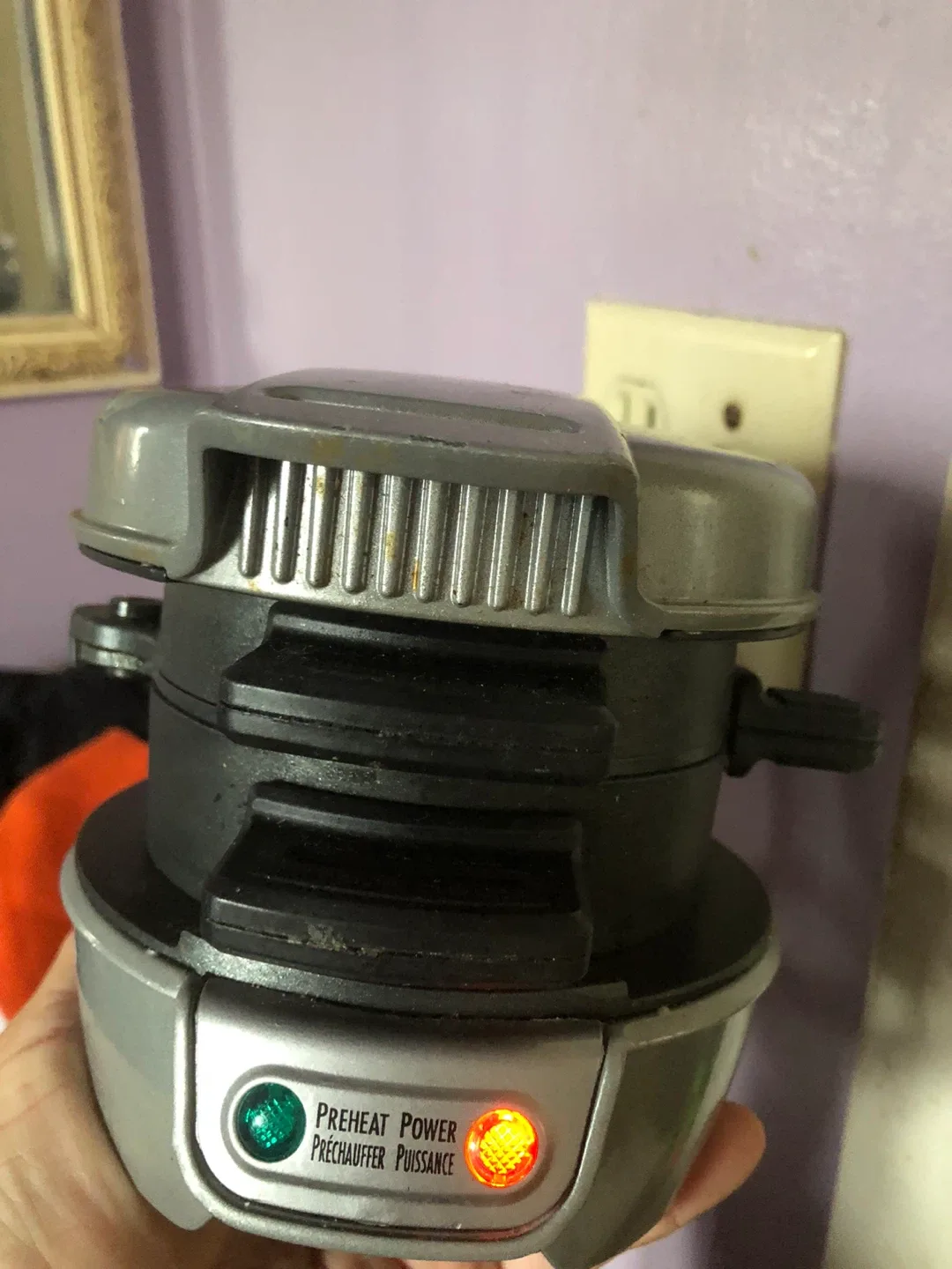 Hamilton Beach Belgian Style Flip Waffle Maker