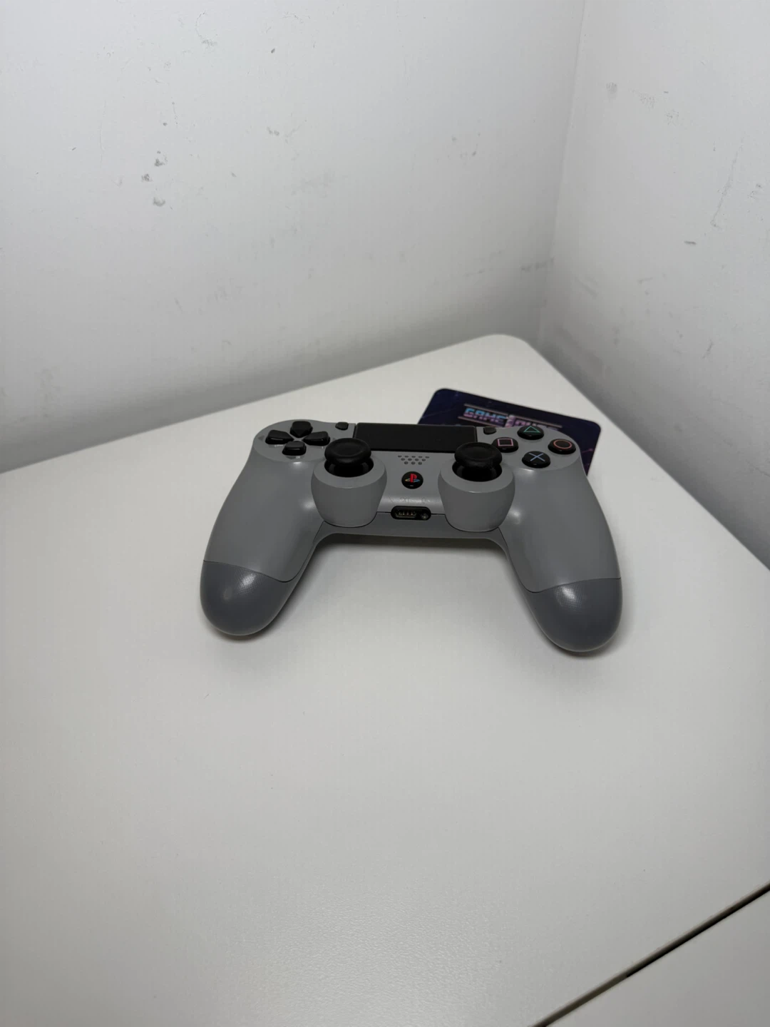 DualShock 4 anniversary edition - photo 2