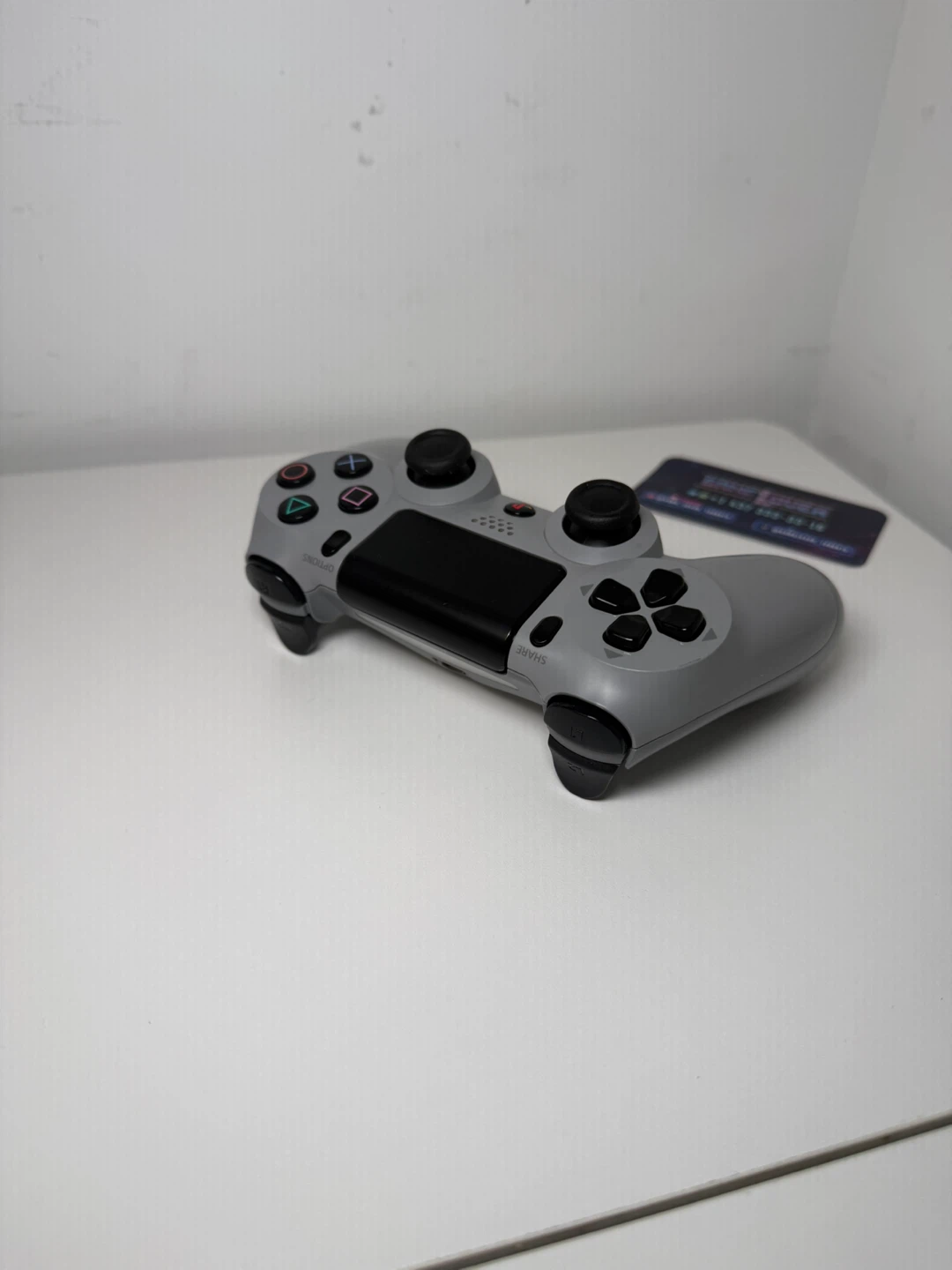DualShock 4 anniversary edition - photo 3