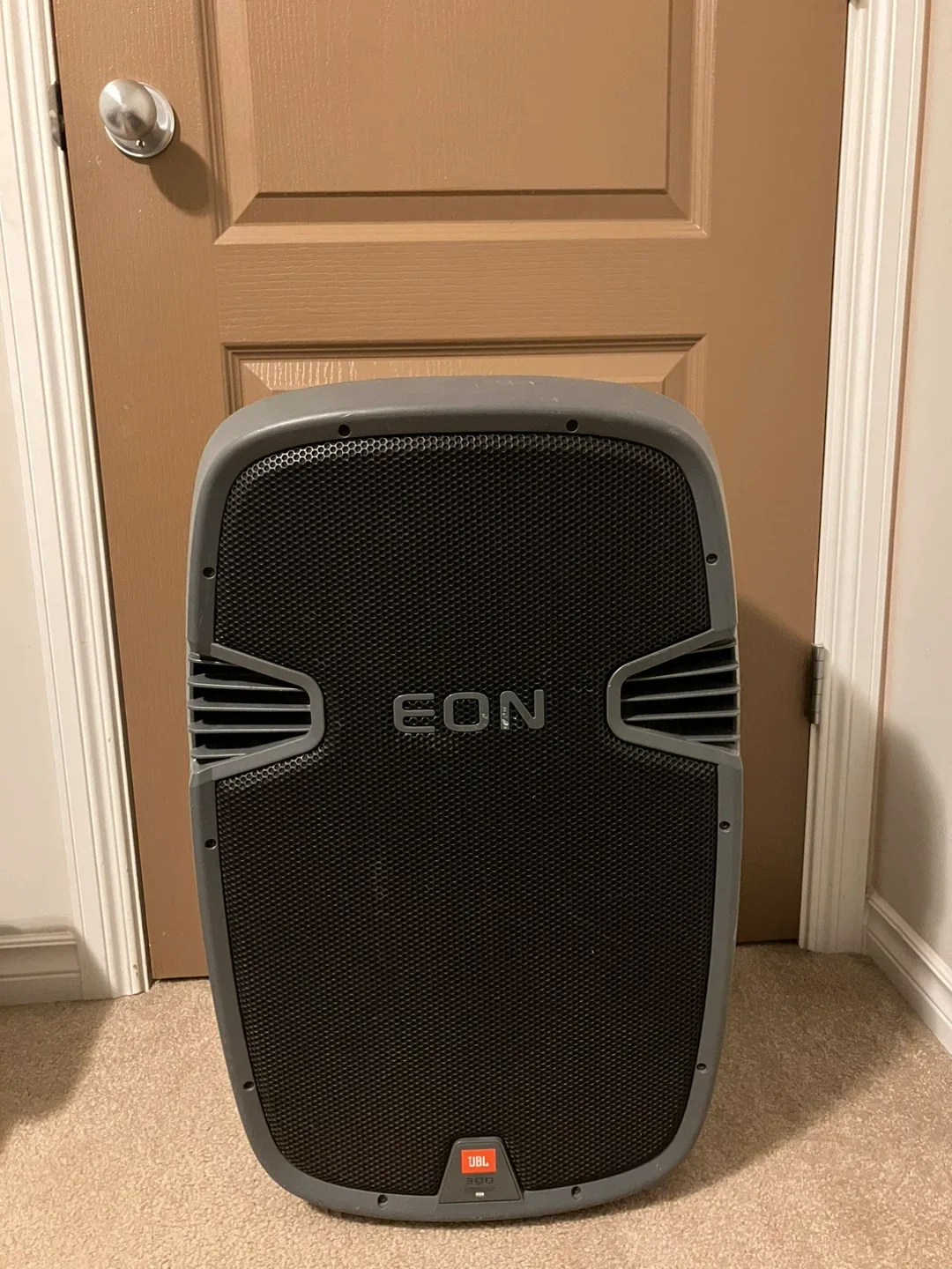 JBL EON315 Portable Speaker (Discontinued Model)