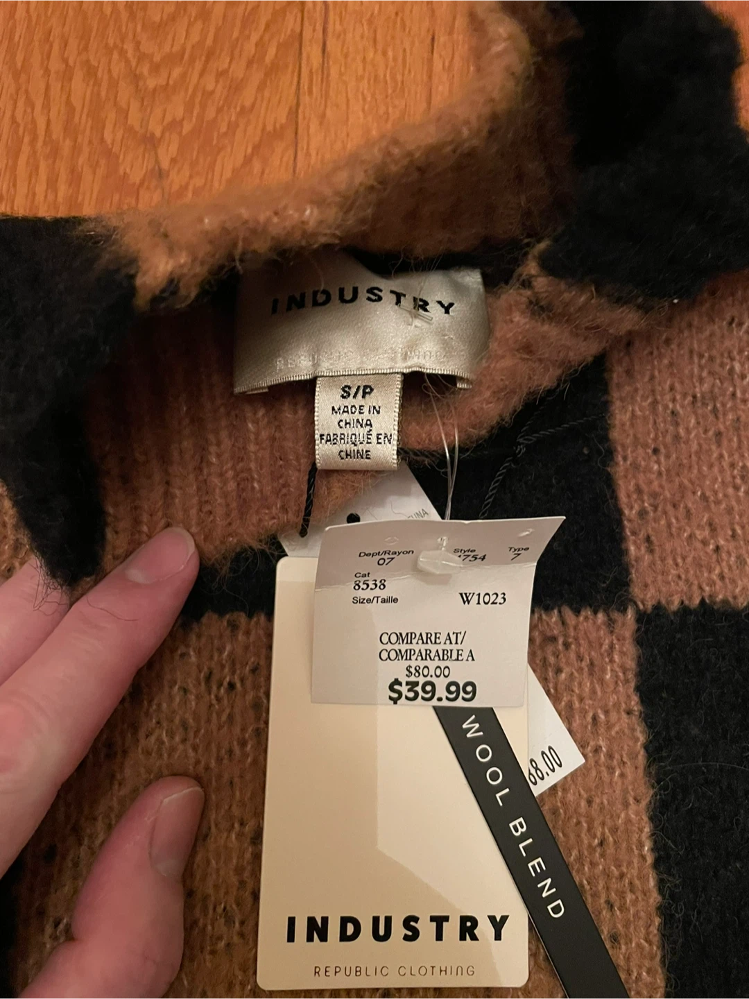 Thick Cozy Checkered Wool Blend Sweater - S - photo 2