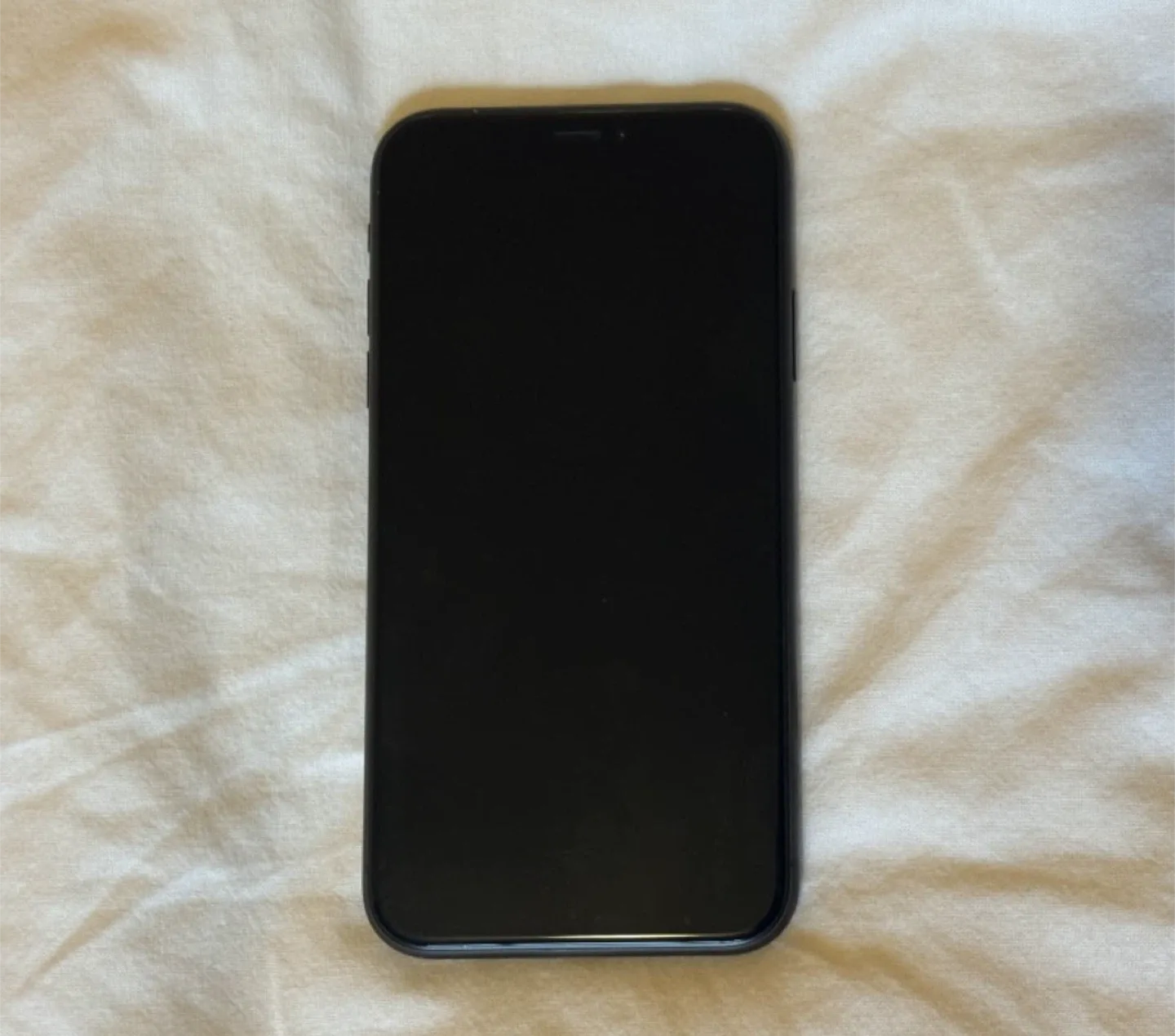 iPhone XR (black) image indicator(2)