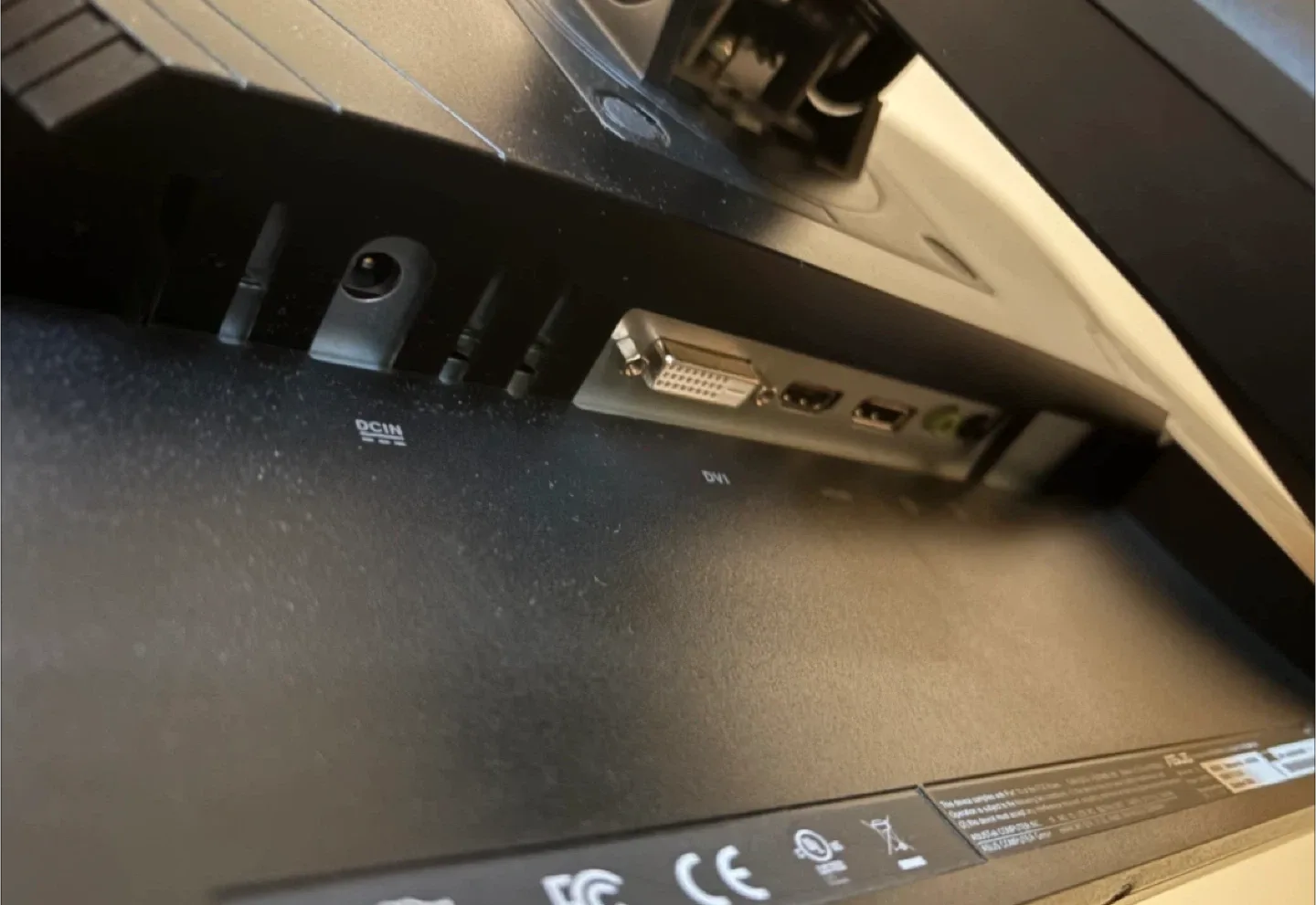 ASUS VG279Q 27" Gaming Monitor image indicator(5)