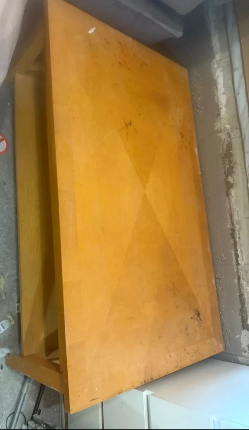 Wooden Coffee Table with Shelf image indicator(2)