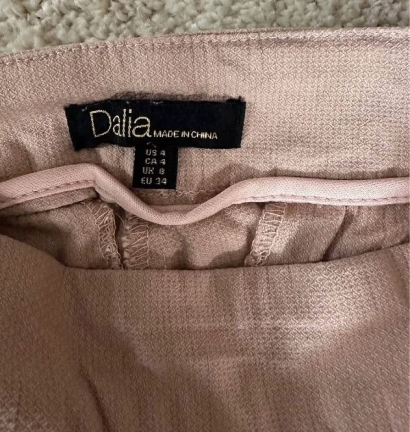 Dalia Pink Pants - Size 4 - $5 - East York - photo 2